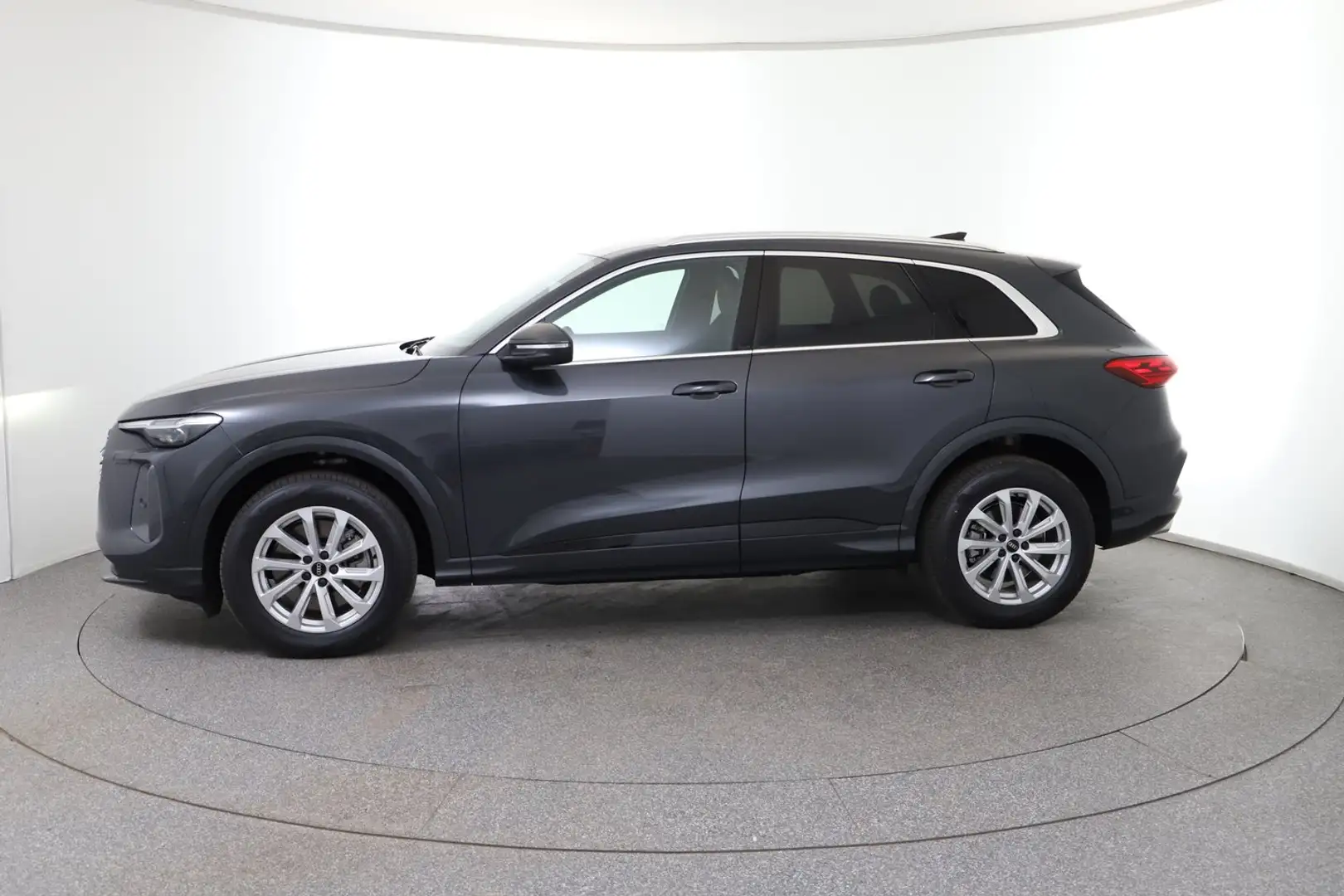 Audi Q5 SUV TDI quattro 150 kW Grau - 2
