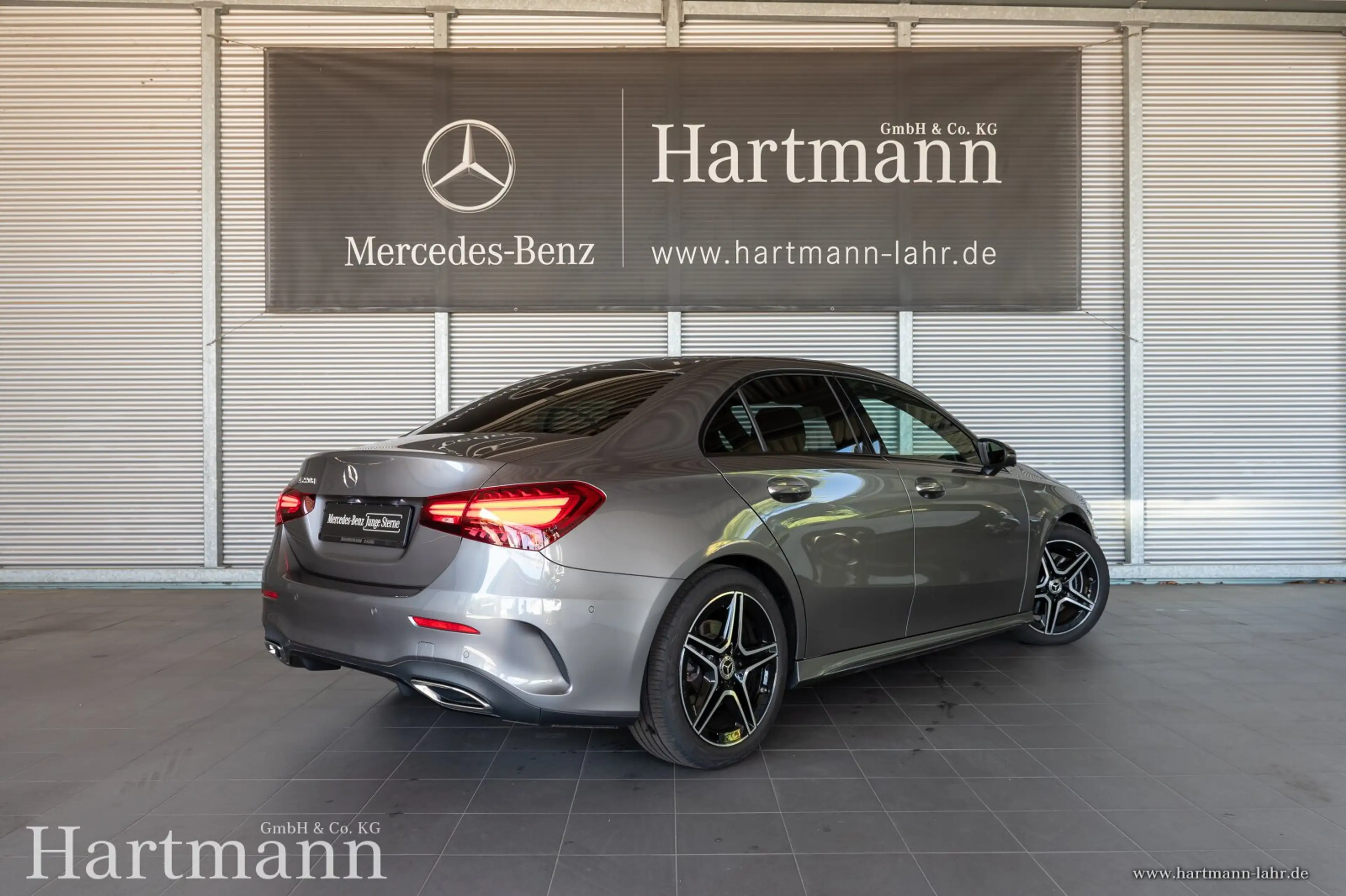 Mercedes-Benz A 220 A 220 d Limo AMG Panorama HUD Multibeam Fahrassi — photo 2