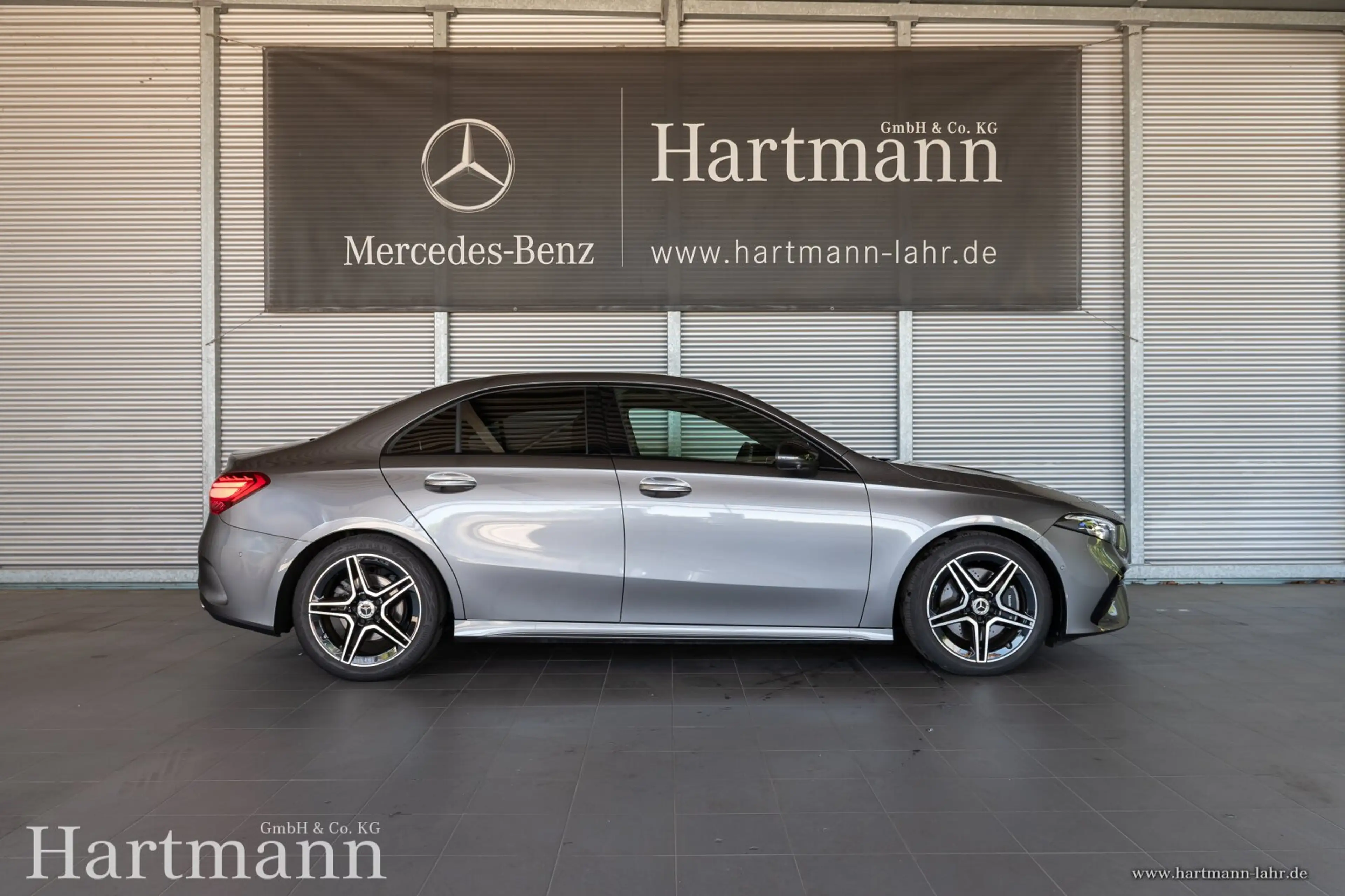 Mercedes-Benz A 220 A 220 d Limo AMG Panorama HUD Multibeam Fahrassi — photo 5