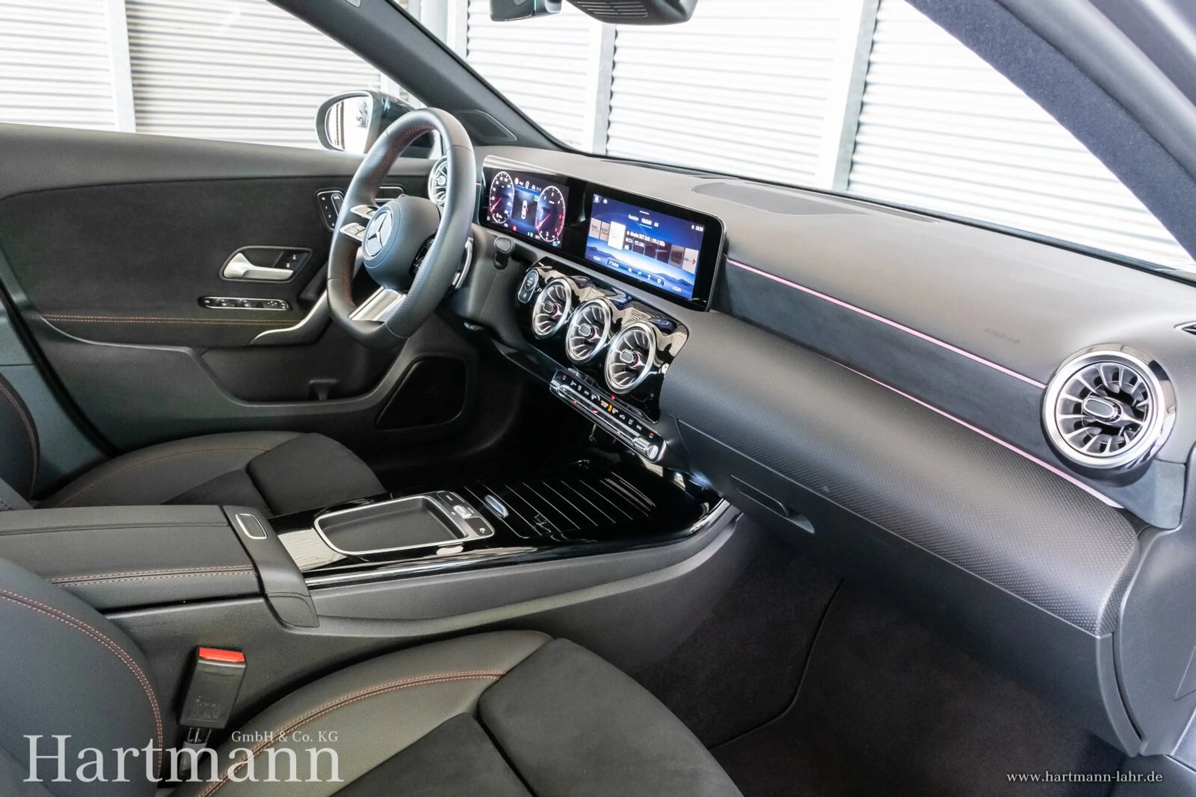 Mercedes-Benz A 220 A 220 d Limo AMG Panorama HUD Multibeam Fahrassi — photo 7