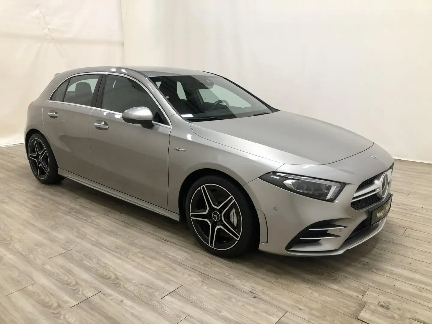 Mercedes-Benz A 35 AMG 4M Standheiz*MULTIBEM*Distr*360°*Burmes Silber - 2