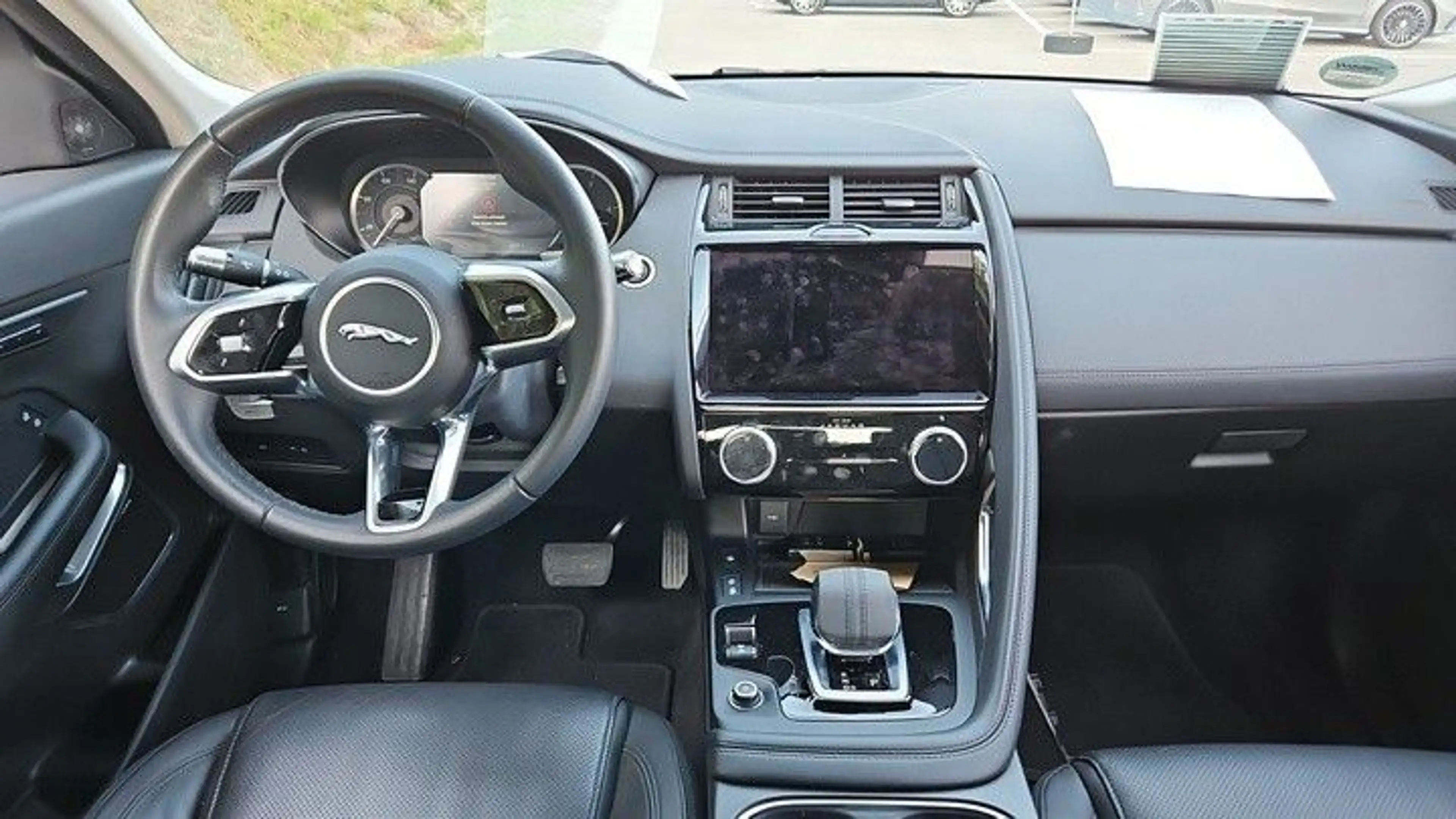 Jaguar E-Pace E-PACE SE AWD*LEDER**MEMORY*MERIDIAN — photo 6