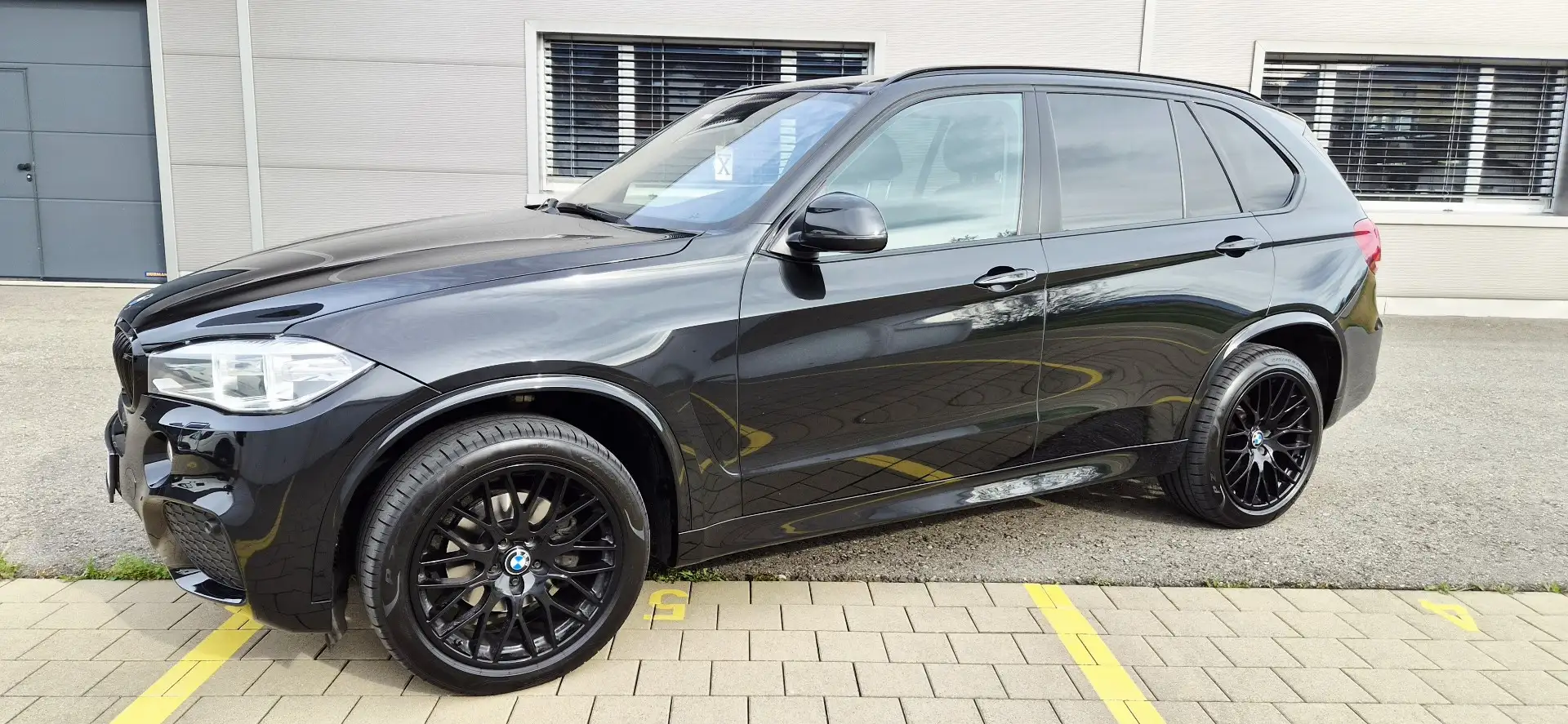 BMW X5 xDrive30d Aut. M-Sportpaket - 1