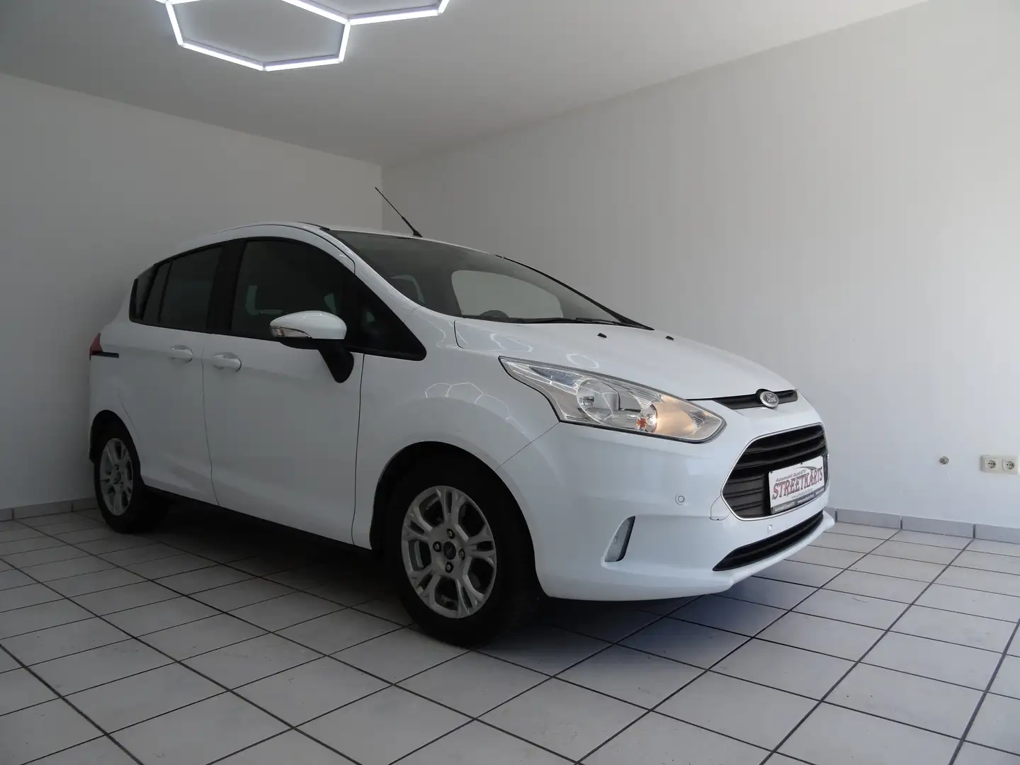 Ford B-Max 1.0 Sync Edition Білий - 1