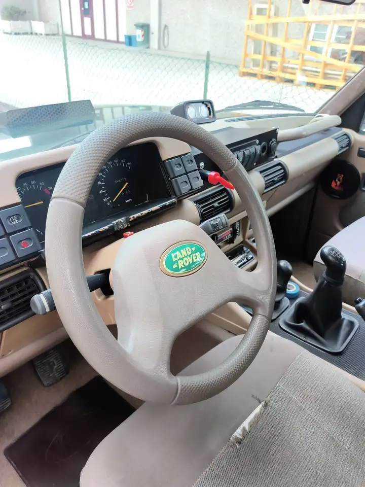 Land Rover Discovery 3p 2.0i 16v Country, foto 9