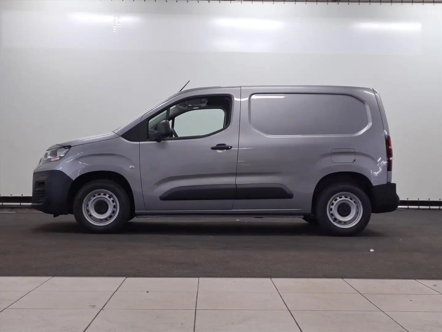 Fiat Doblo Cargo 1.5 BlueHDI 100PK L1H1 CARPLAY AIRCO PDC TEL Grijs - 2