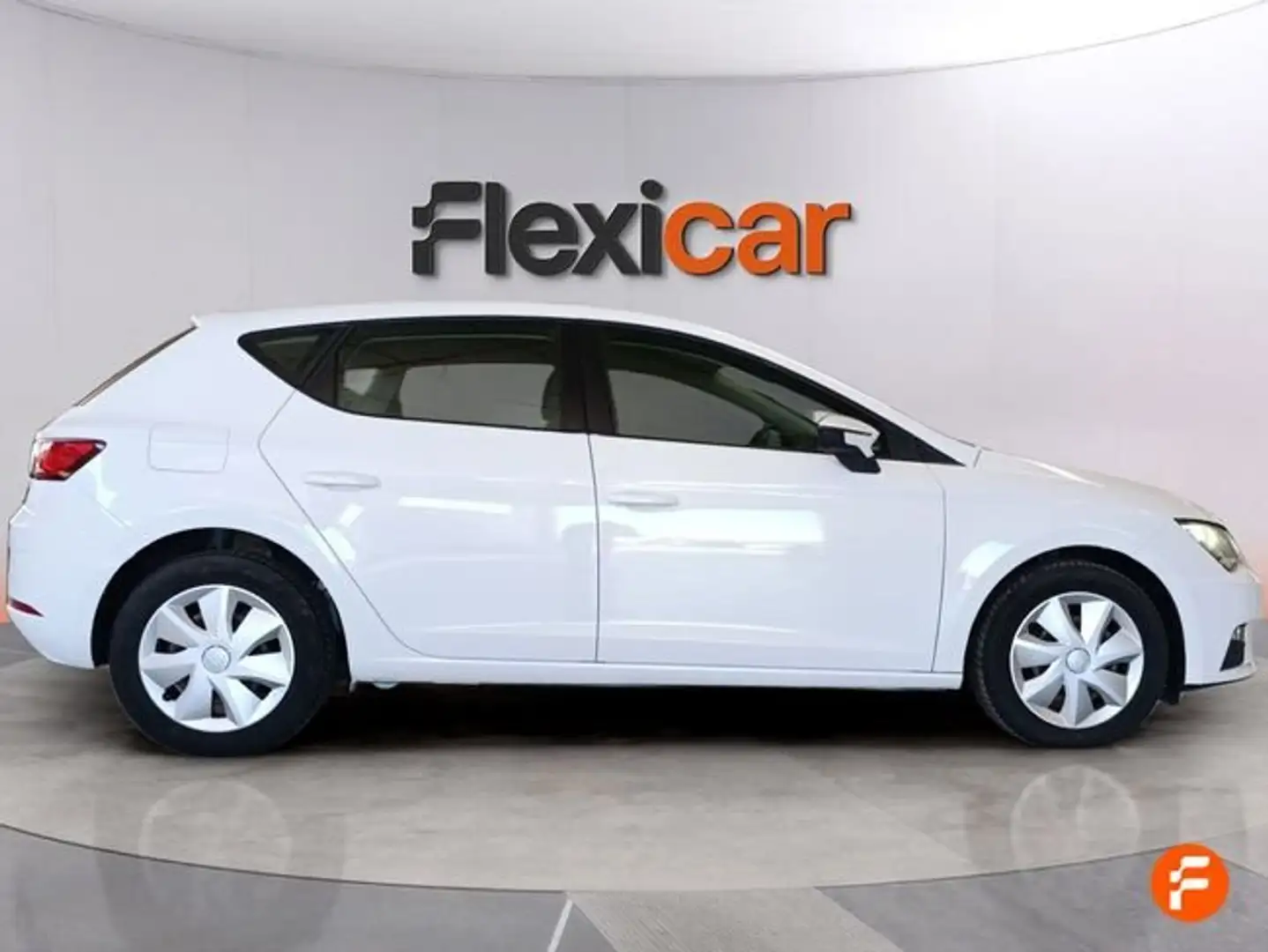 SEAT Leon 1.6 TDI 66kW Reference Edition - 5P (2019) Blanco - 2