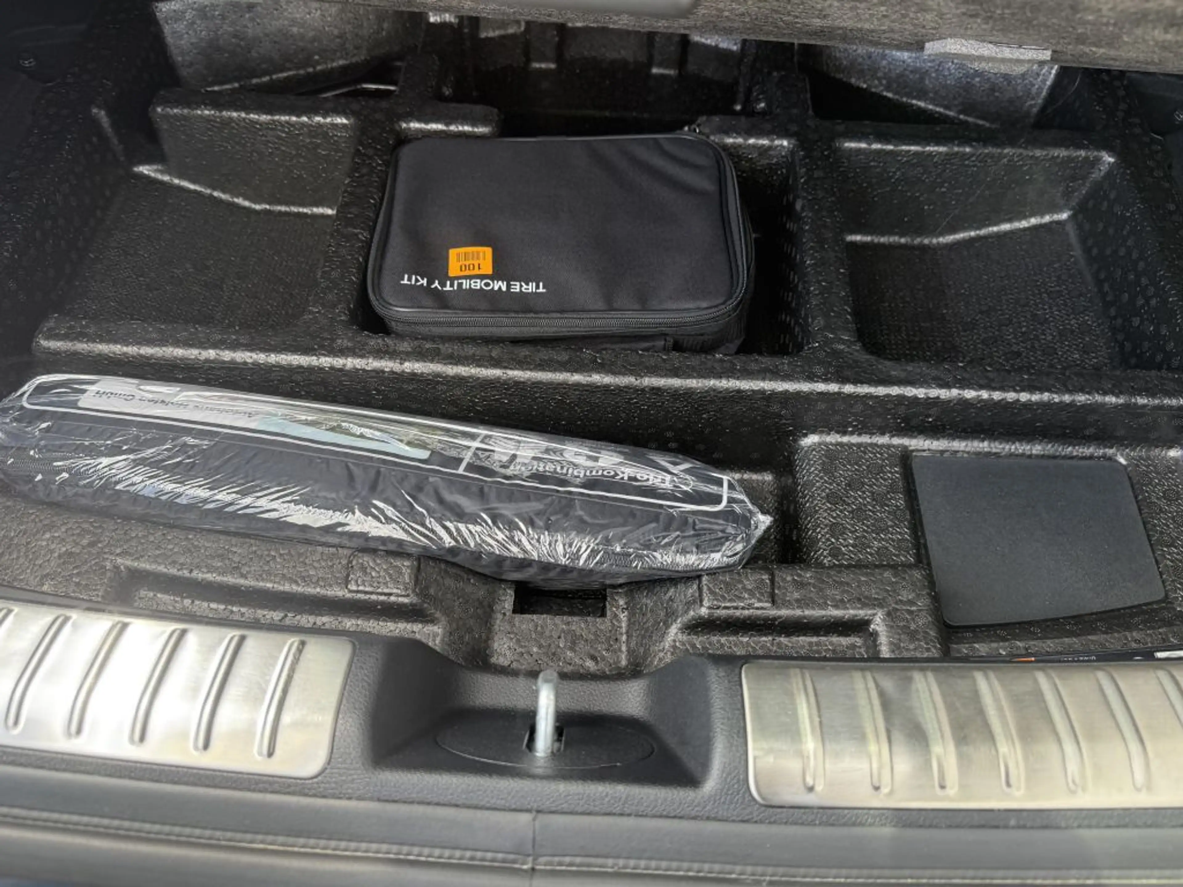 Kia Stinger 3.3 T-GDI AWD OPF GT — photo 13