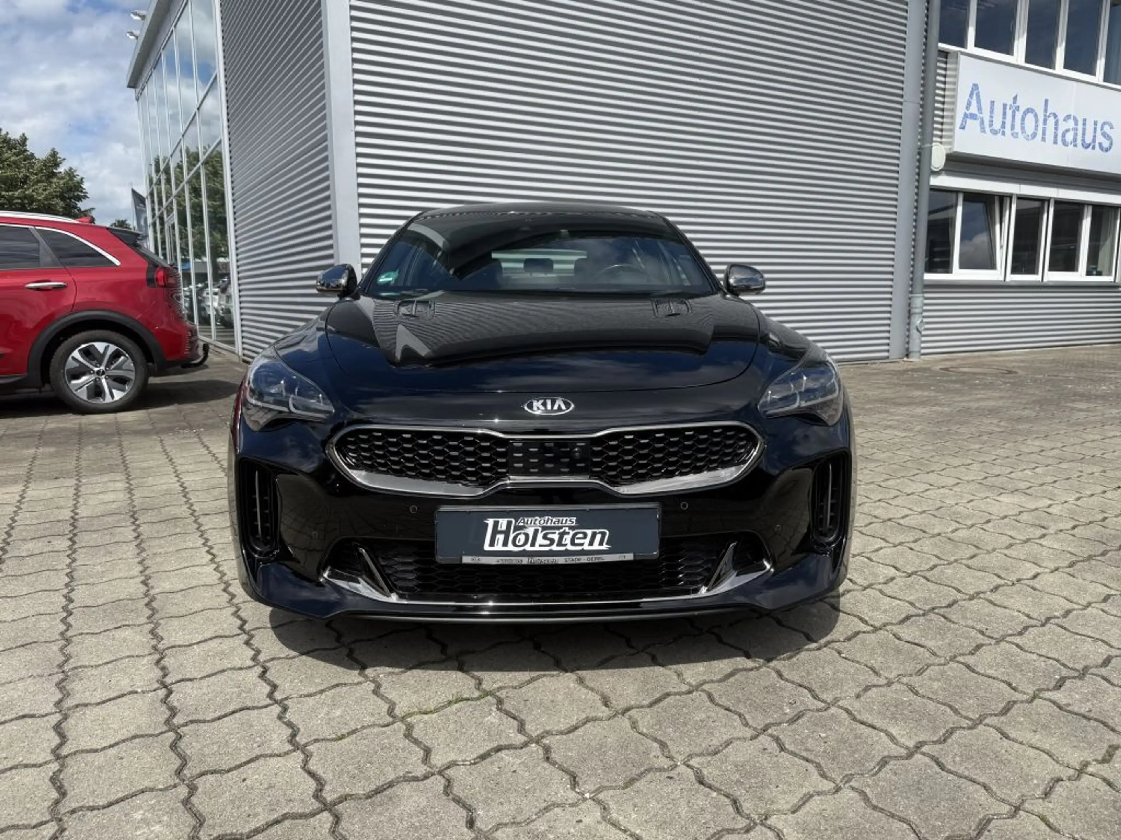 Kia Stinger 3.3 T-GDI AWD OPF GT — photo 2
