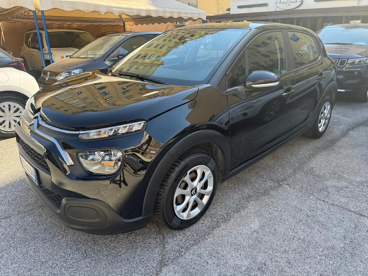 Citroen C3 C3 III 2017 1.2 puretech Feel Pack s Noir - 1