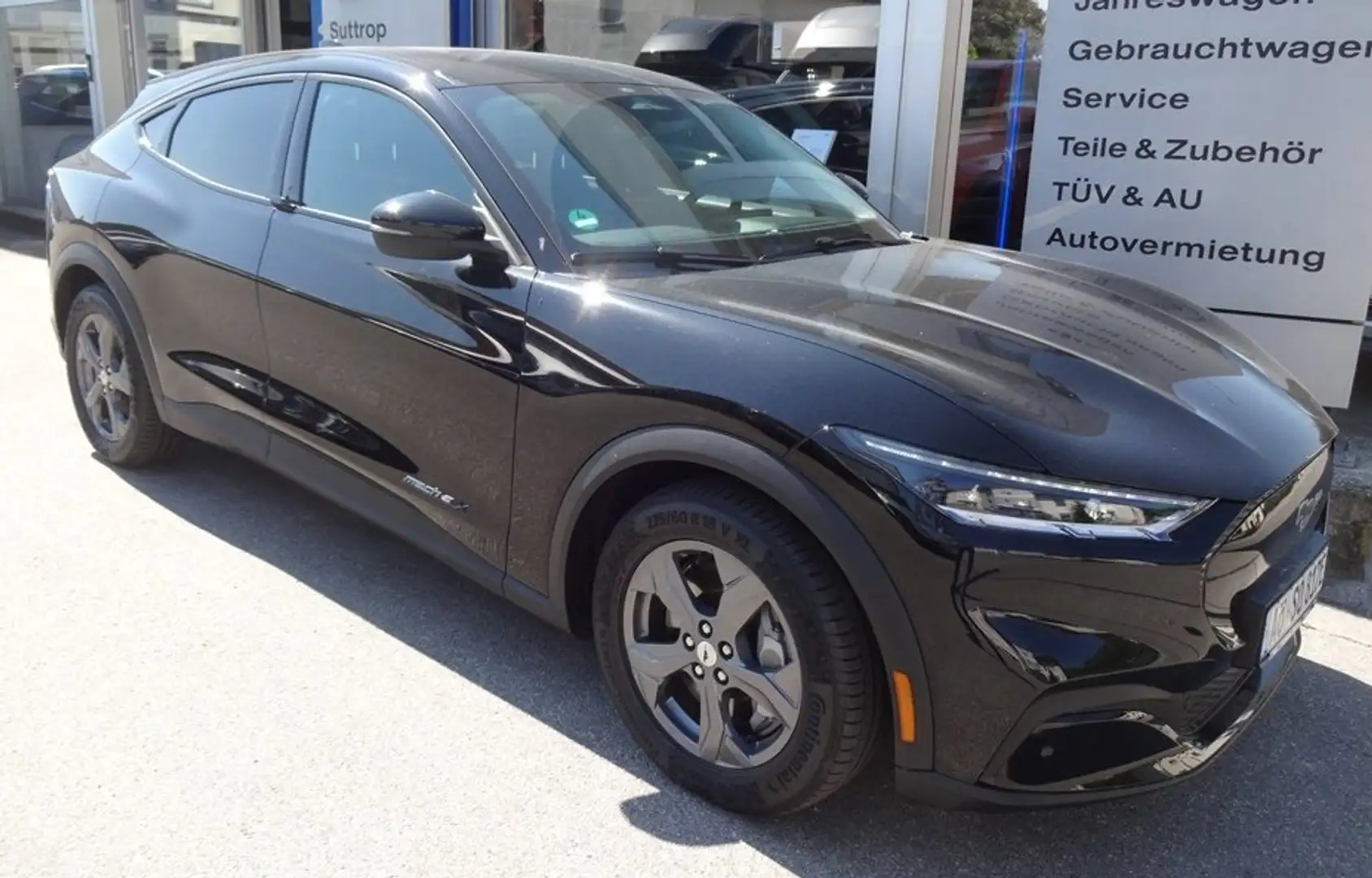 Ford Mustang Mach-E Mach-E Extended 99KW Zwart - 2