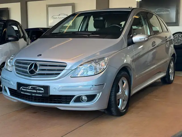Mercedes-Benz B 200 Automatik / Klima / Sitzhzg. / PDC