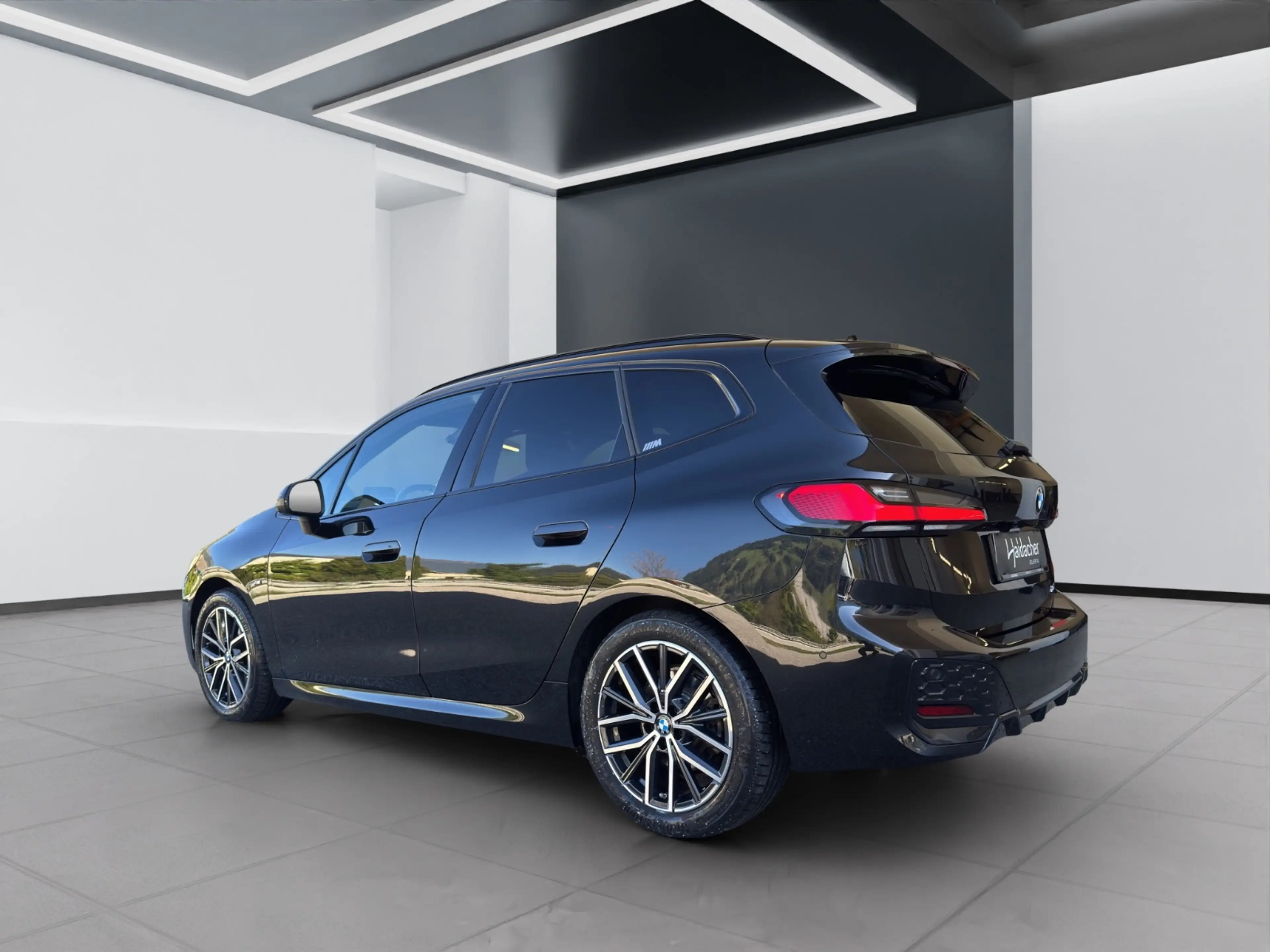 BMW 220 i AUT — photo 5