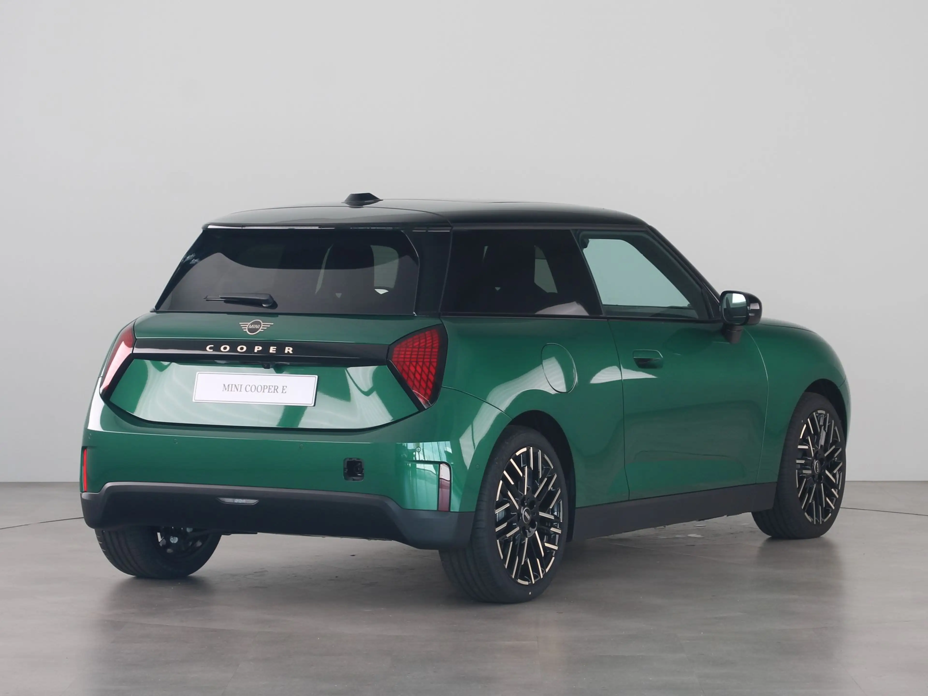 MINI Cooper E Favoured Pakket M PRIVATE LEASE EUR 475,- (60 mnd/ — photo 5