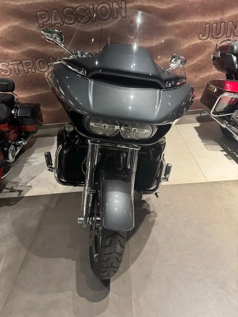 Harley-Davidson CVO Limited Road Glide Limited - 2