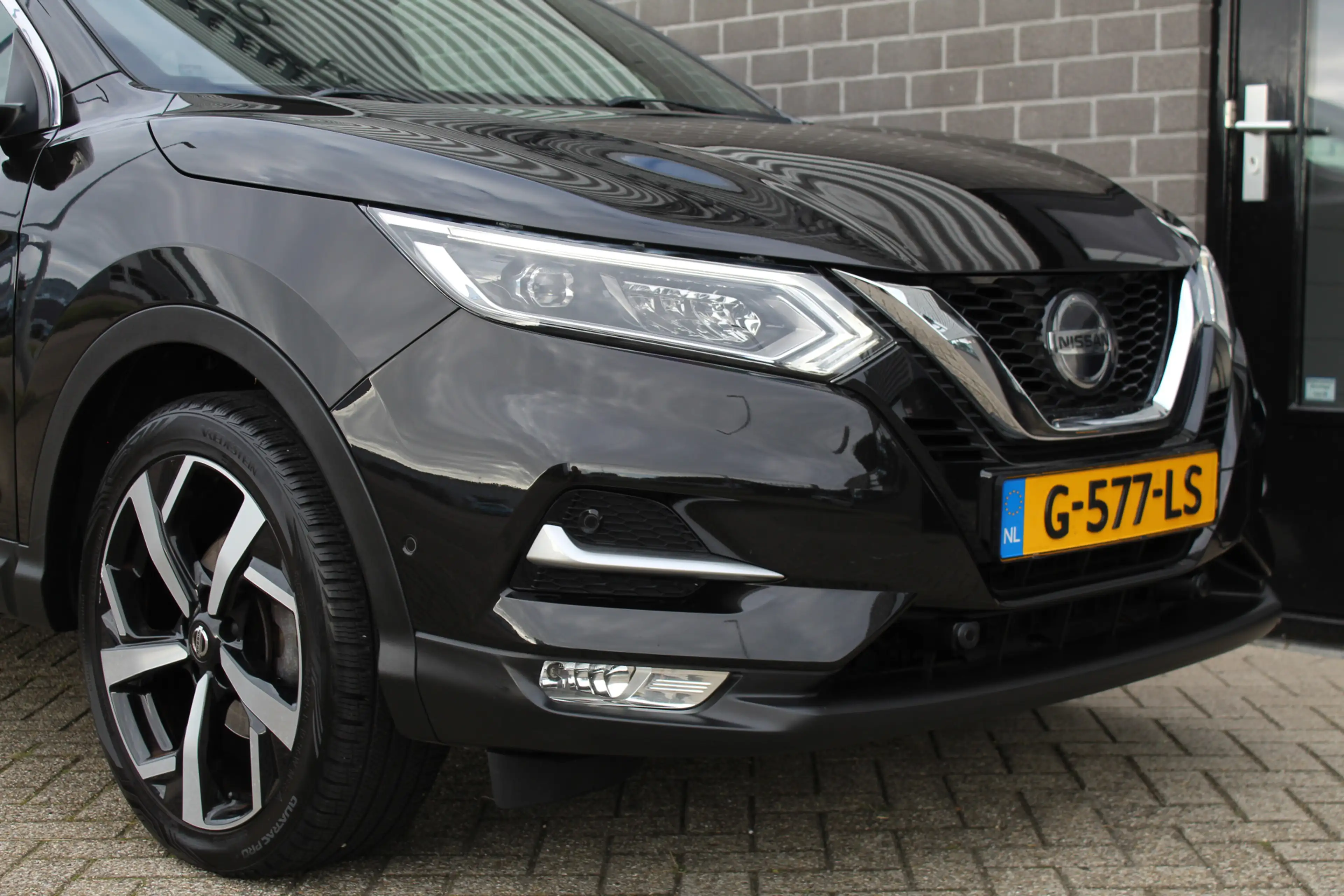 Nissan Qashqai 1.3 DIG-T Tekna / Keyless / Carplay / N.A.P. — photo 27