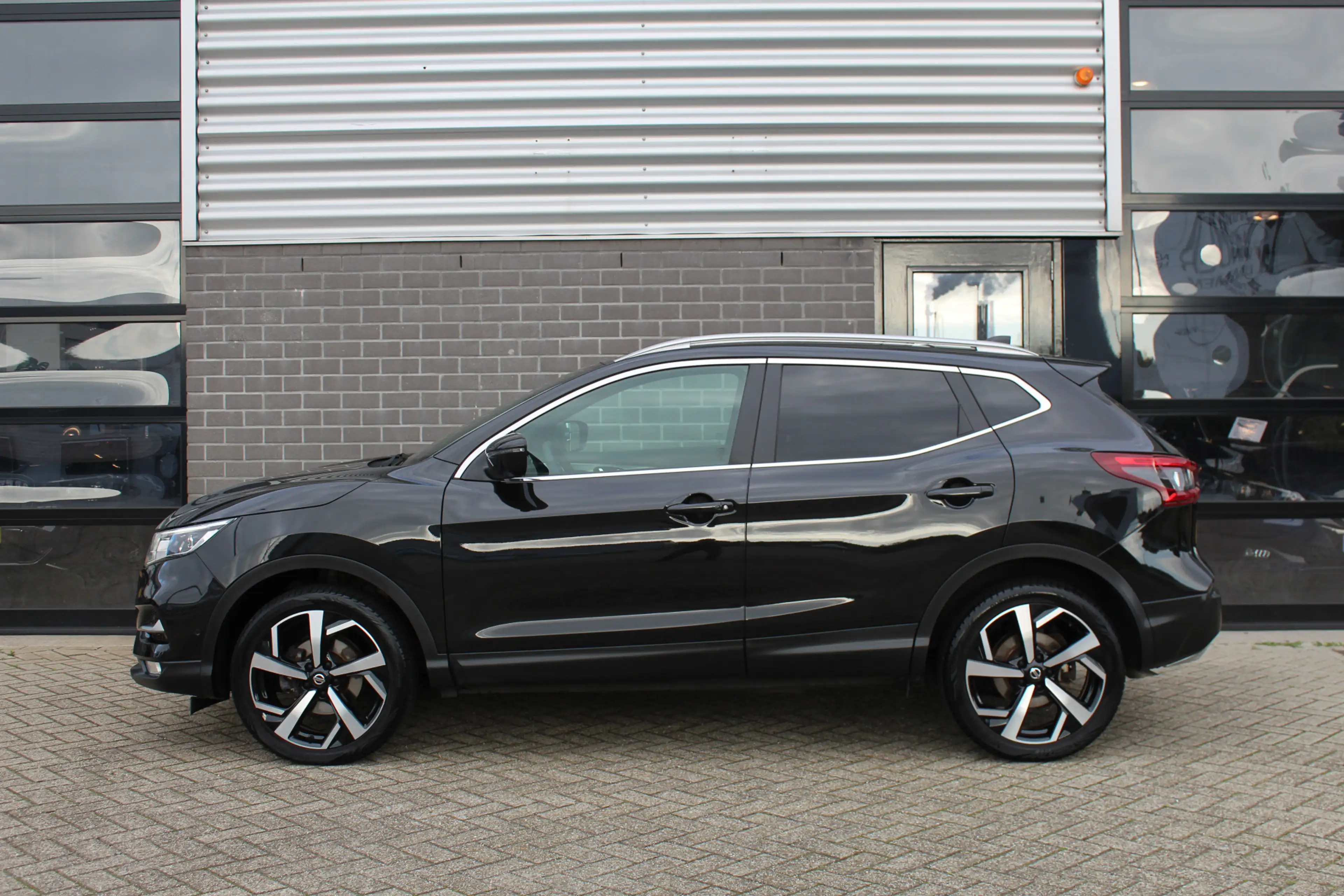 Nissan Qashqai 1.3 DIG-T Tekna / Keyless / Carplay / N.A.P. — photo 25