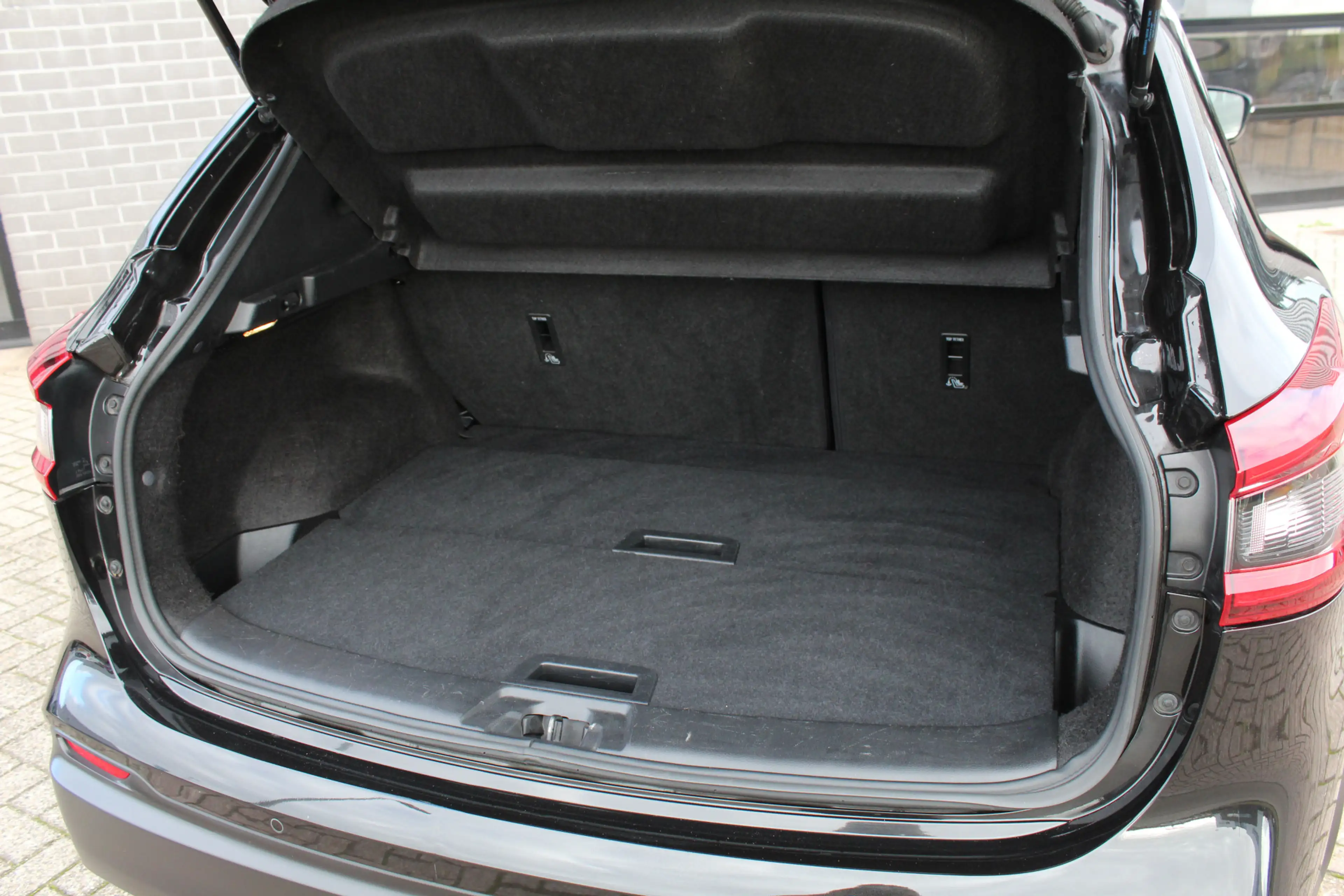 Nissan Qashqai 1.3 DIG-T Tekna / Keyless / Carplay / N.A.P. — photo 31
