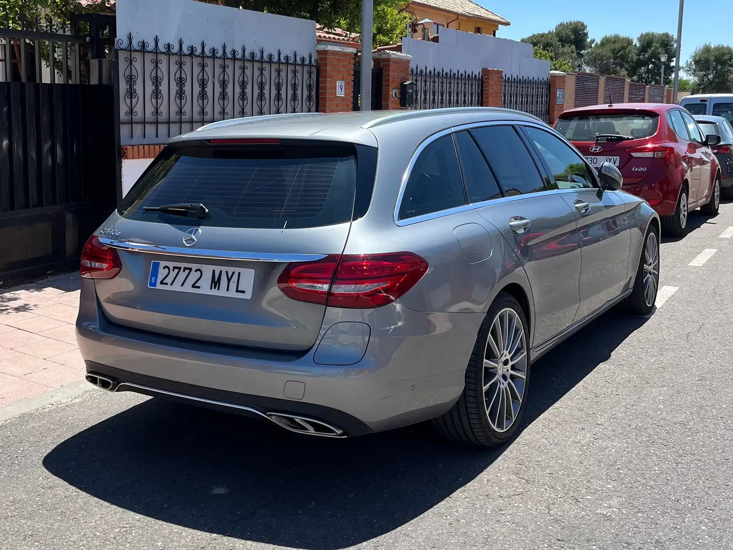 Mercedes-Benz C 350 C Estate 350 e Plateado - 2