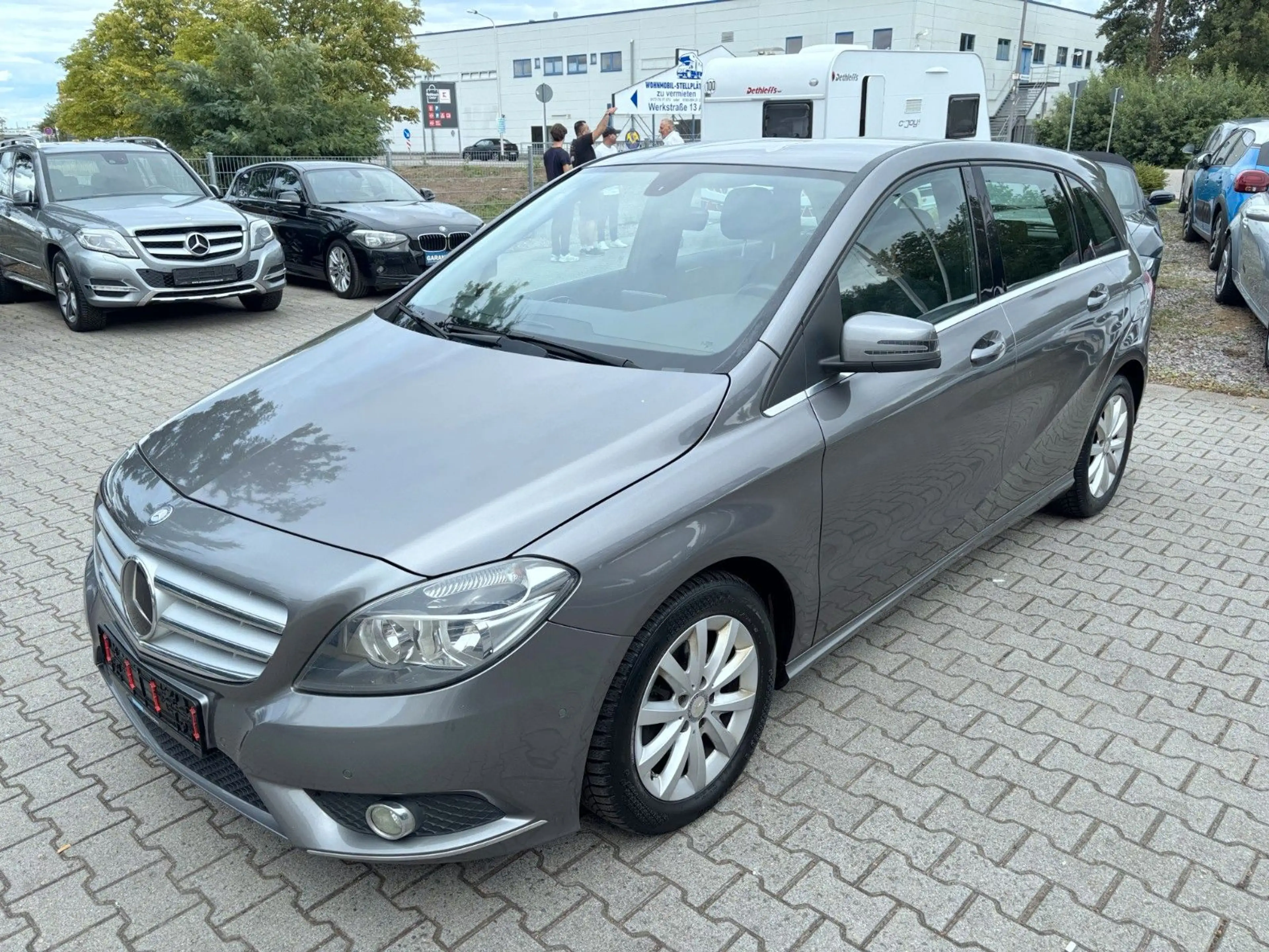 Mercedes-Benz B 180 Navi*Asyst+*MB-S-Heft — photo 8