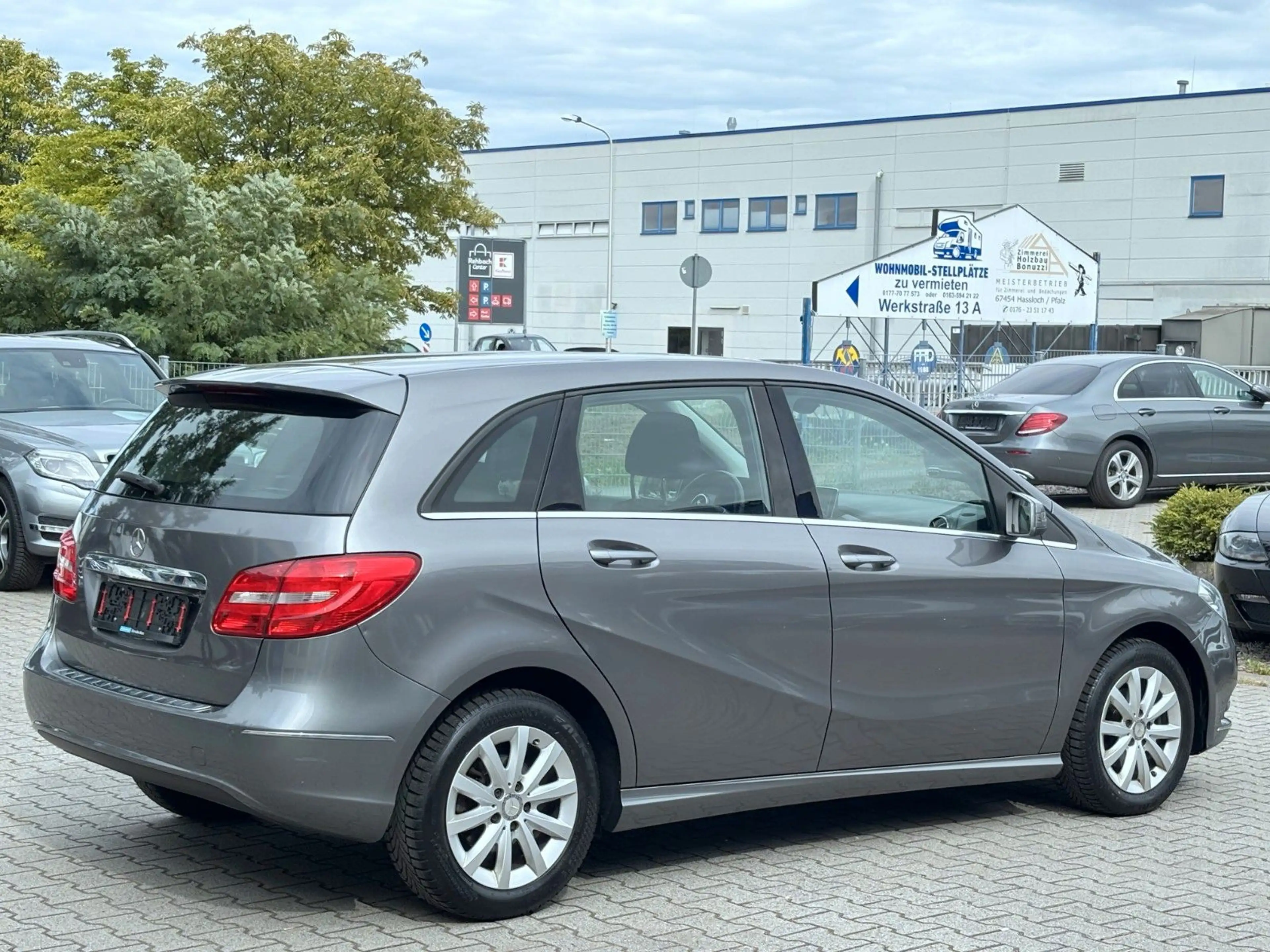Mercedes-Benz B 180 Navi*Asyst+*MB-S-Heft — photo 5