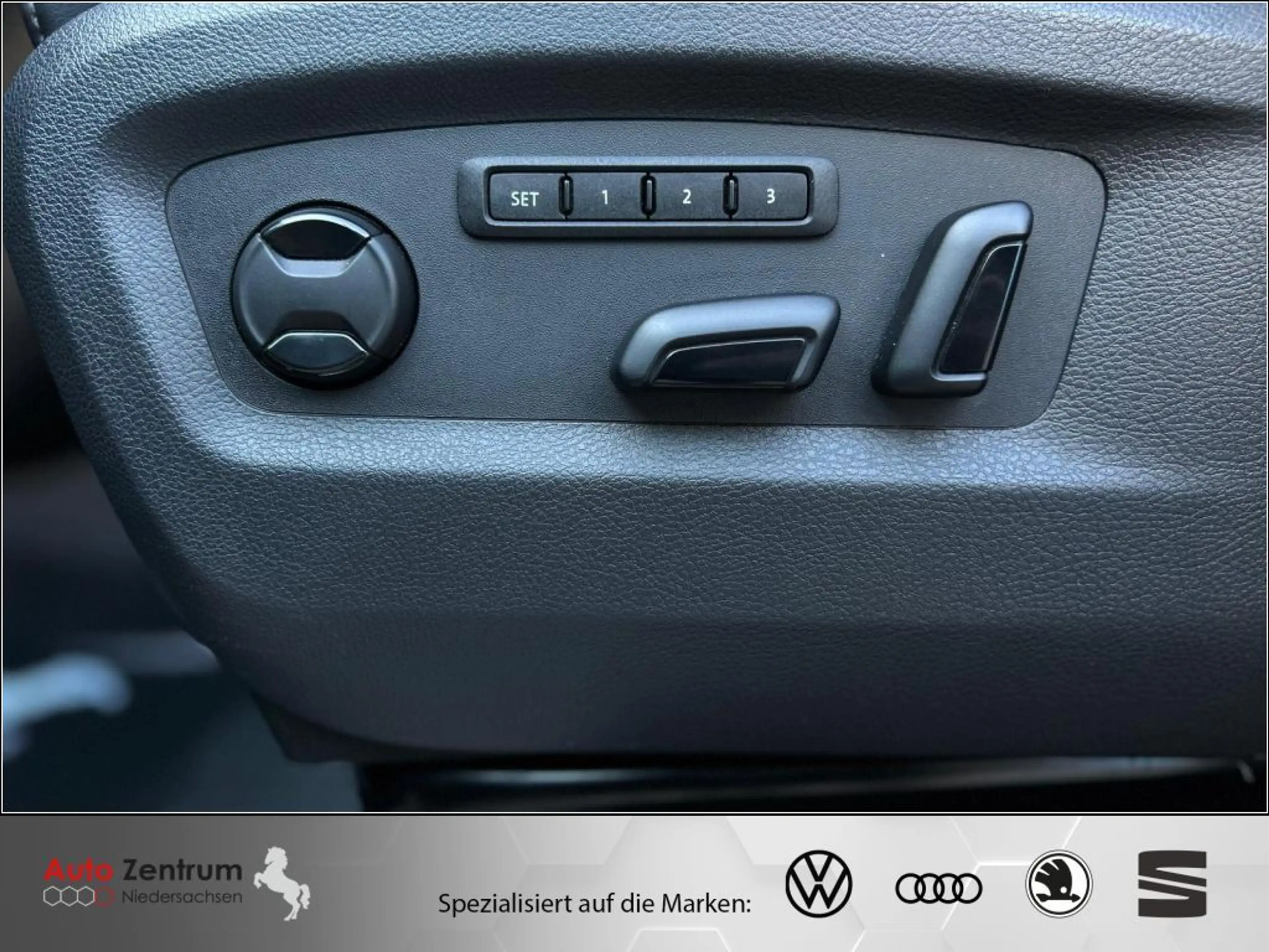 Volkswagen Transporter Multivan 2.0 TDI 4M Highline 7-Sitzer StandHz*DCC — photo 13