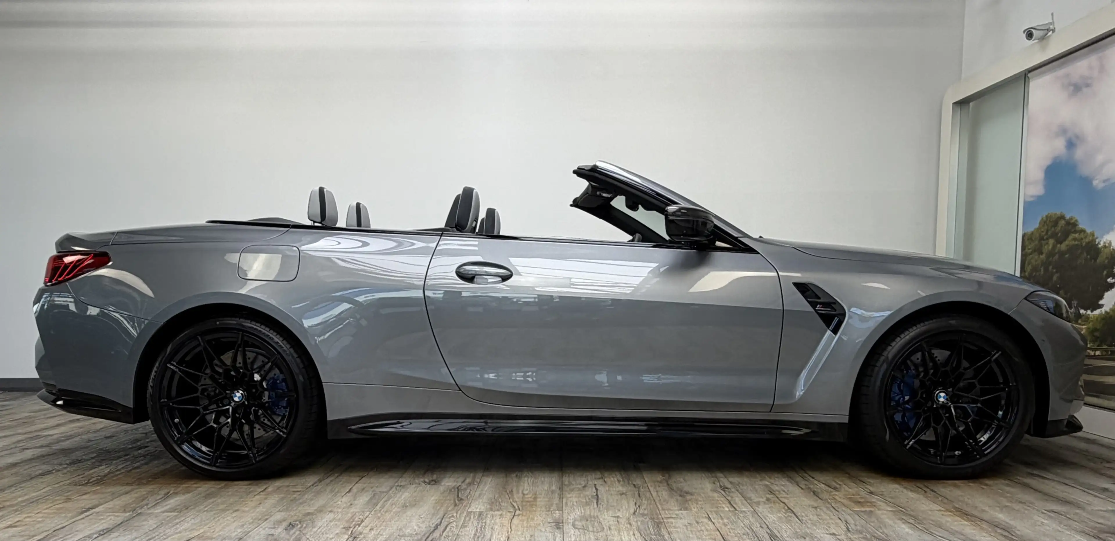 BMW M4 xDrive Comp. Cab. CarbonExt. ACC 360°Ultimate — photo 4