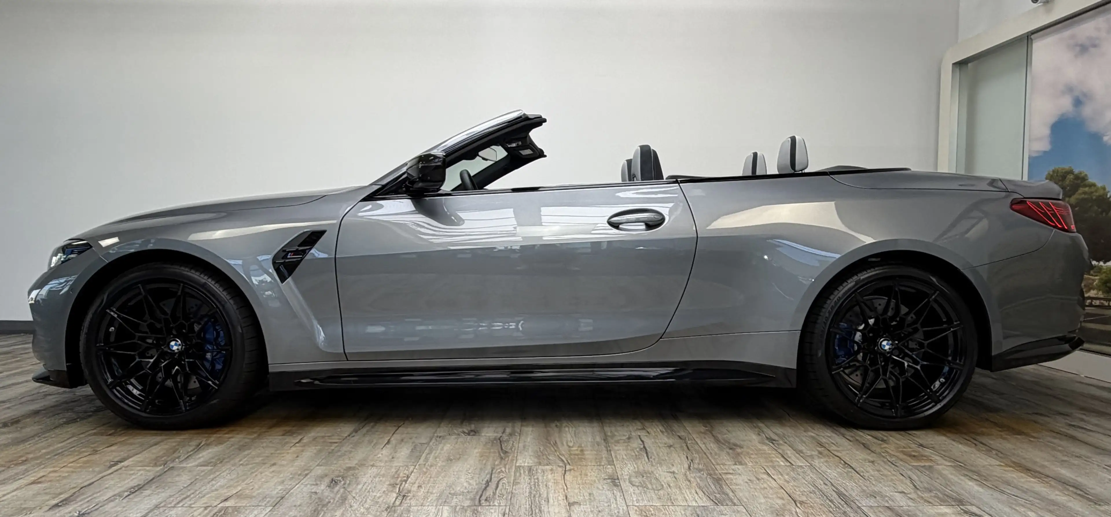 BMW M4 xDrive Comp. Cab. CarbonExt. ACC 360°Ultimate — photo 3