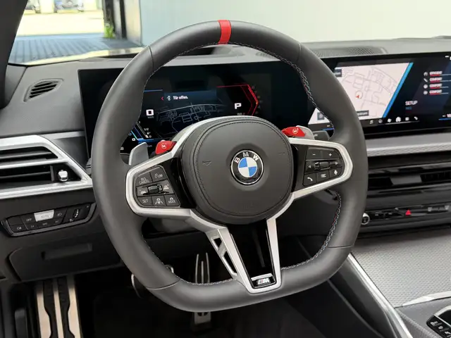 BMW M4 view 15