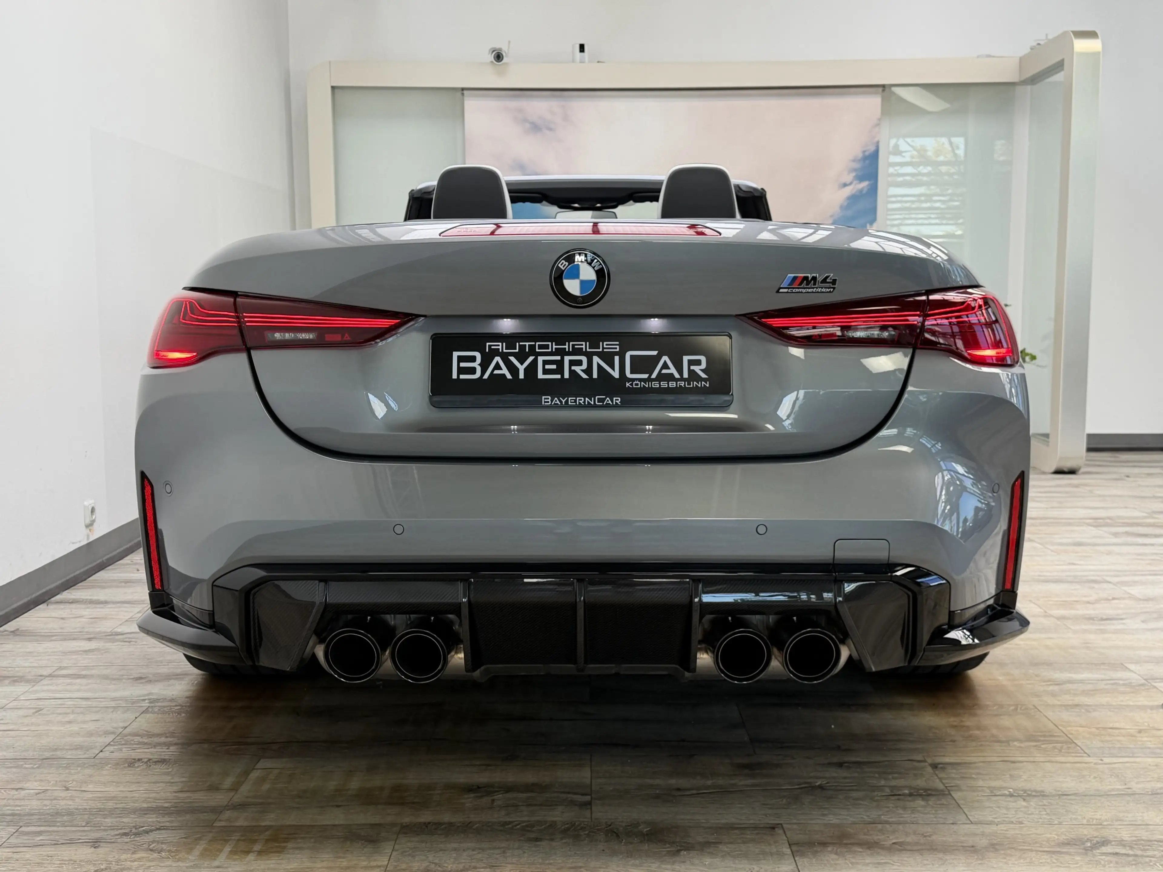 BMW M4 xDrive Comp. Cab. CarbonExt. ACC 360°Ultimate — photo 5