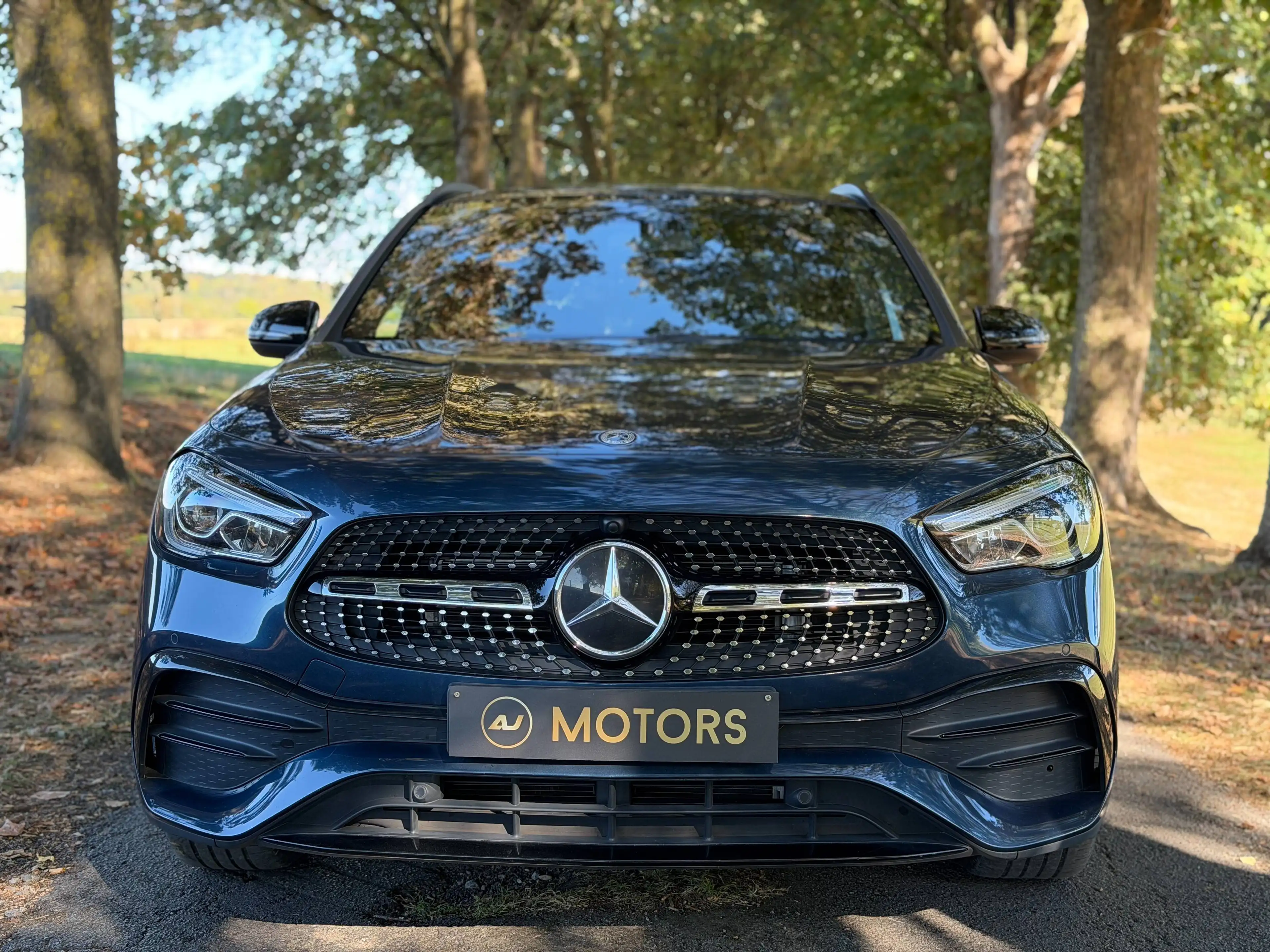 Mercedes-Benz GLA 180 d 116cv - Boite Auto. - Pack AMG - Caméra — photo 3