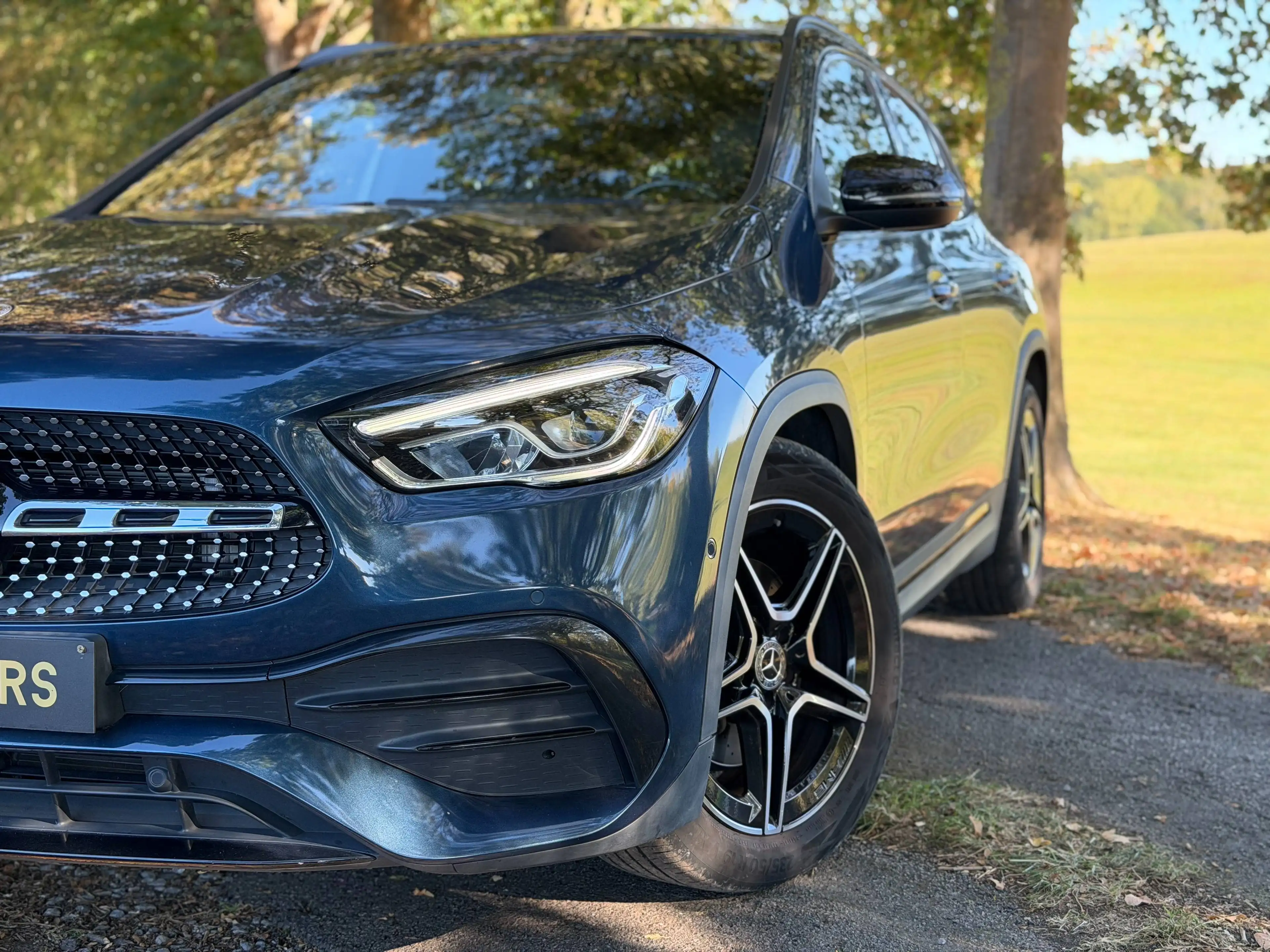 Mercedes-Benz GLA 180 d 116cv - Boite Auto. - Pack AMG - Caméra — photo 6