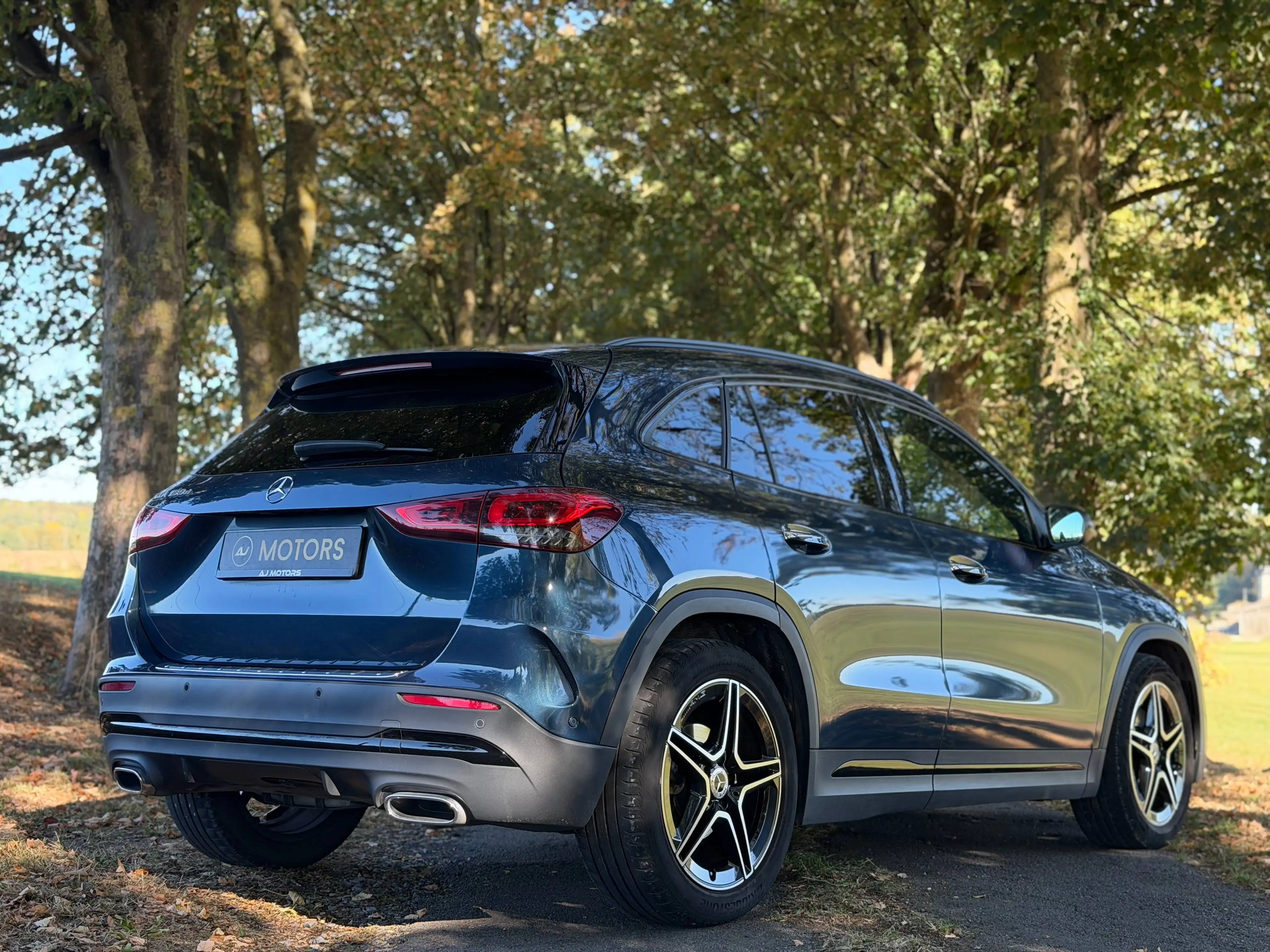 Mercedes-Benz GLA 180 d 116cv - Boite Auto. - Pack AMG - Caméra — photo 5