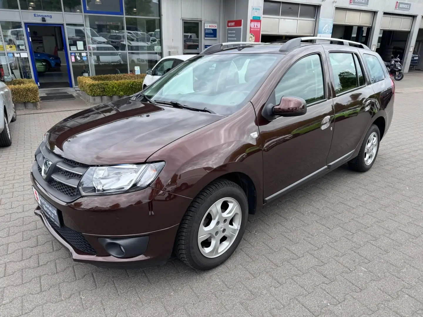 Dacia Logan MCV II Kombi Prestige Braun - 1