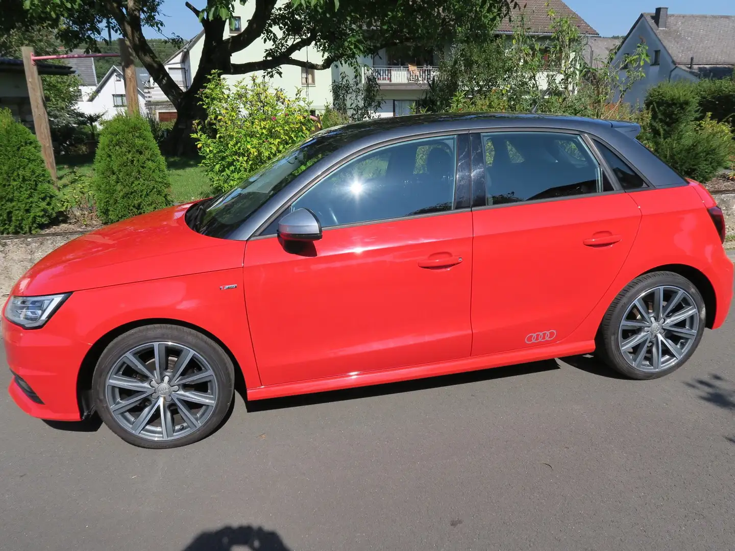 Audi A1 sport Rot - 1