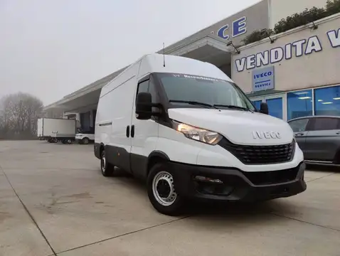Usata IVECO Daily Daily 35S14 Lh2 Furgone Standard Euro6 Passo Medio Diesel