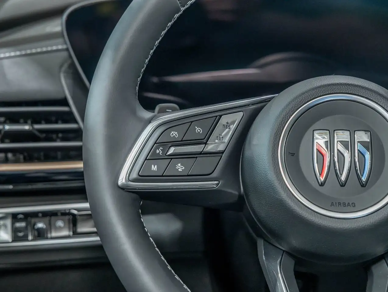 Buick Envision снимка Buick Envision