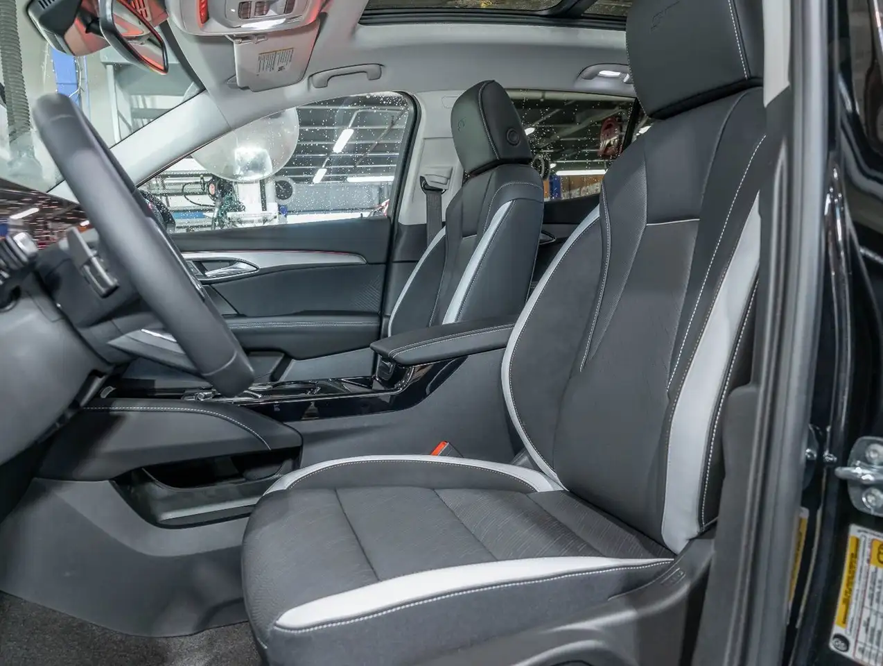 Buick Envision снимка Buick Envision