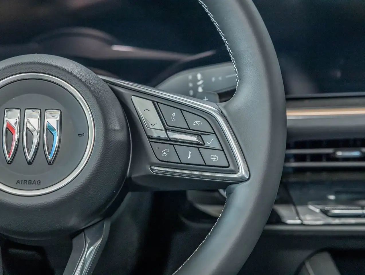 Buick Envision снимка Buick Envision