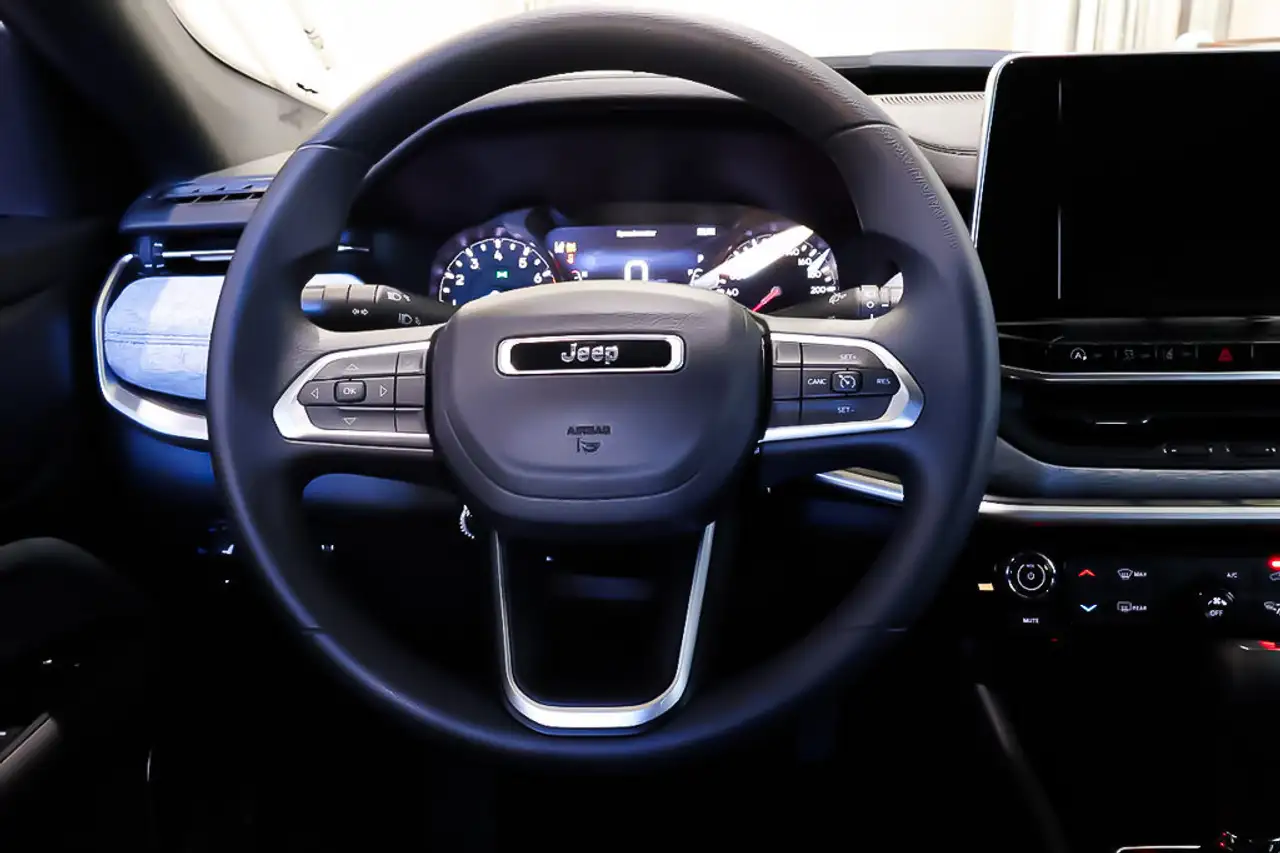 Jeep Compass снимка Jeep Compass
