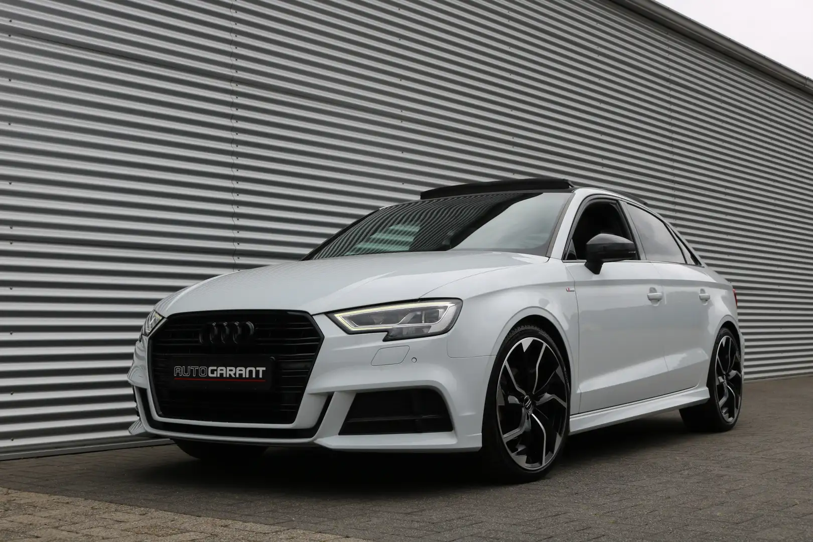 Audi A3 Limousine 35 TFSI S-Line (54.567Km Orig NL! NAP! P Blanc - 1