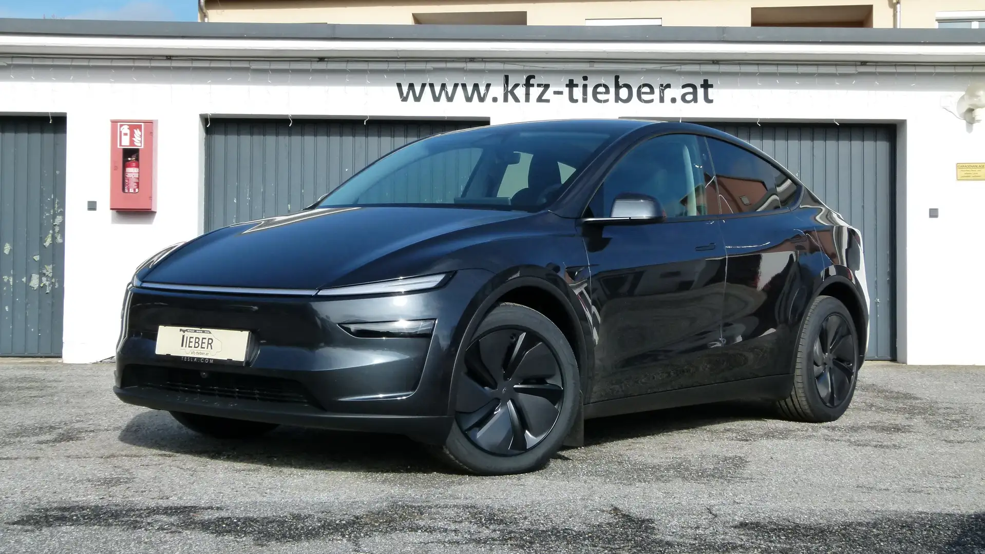 Tesla Model Y Long Range Dual LR AWD 83kWh *MwSt*600km* Grau - 1