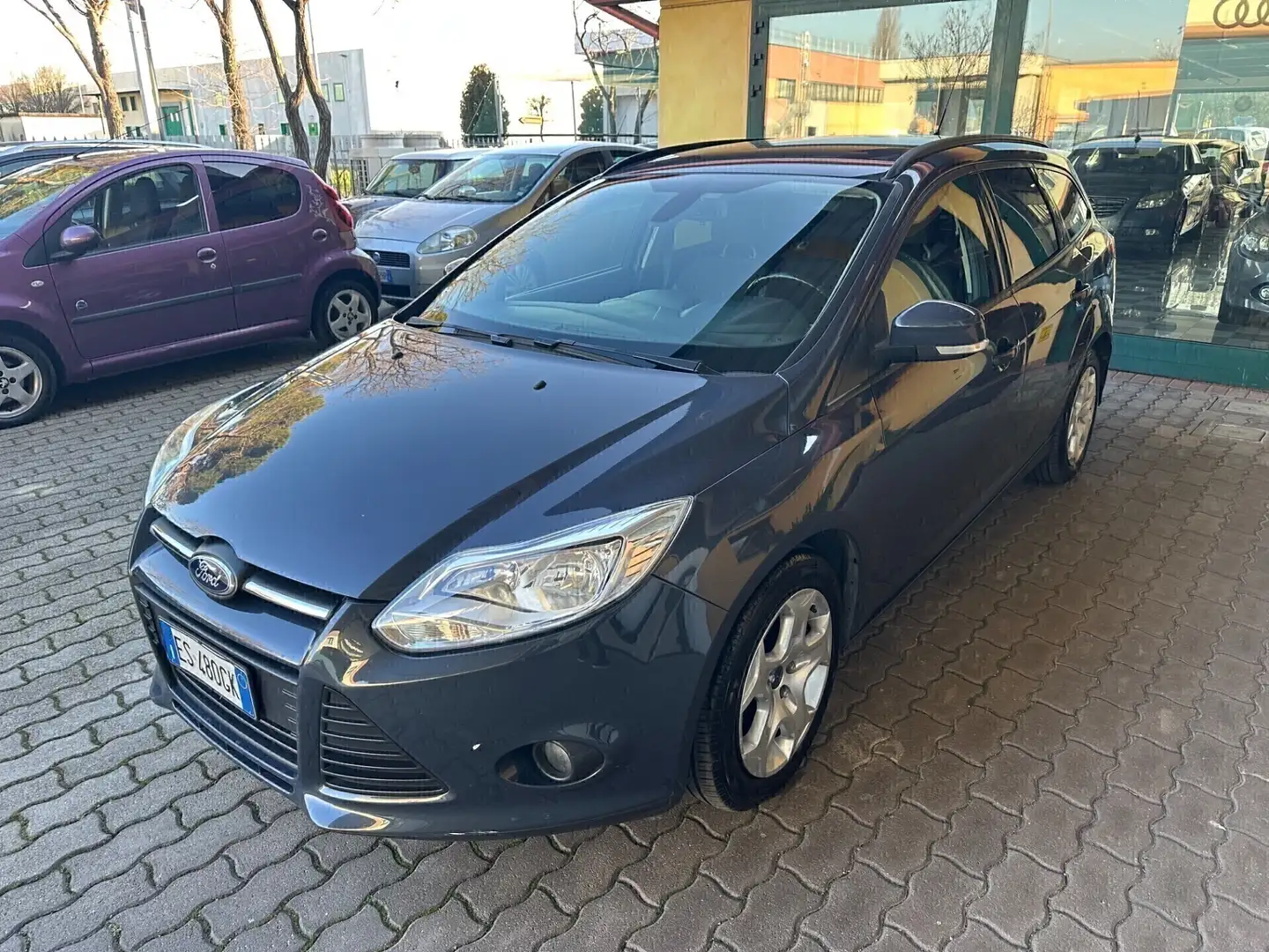 Ford Focus Ford Focus 1.6 TDCi 115 CV SW Titanium Neopatentat Azul - 1