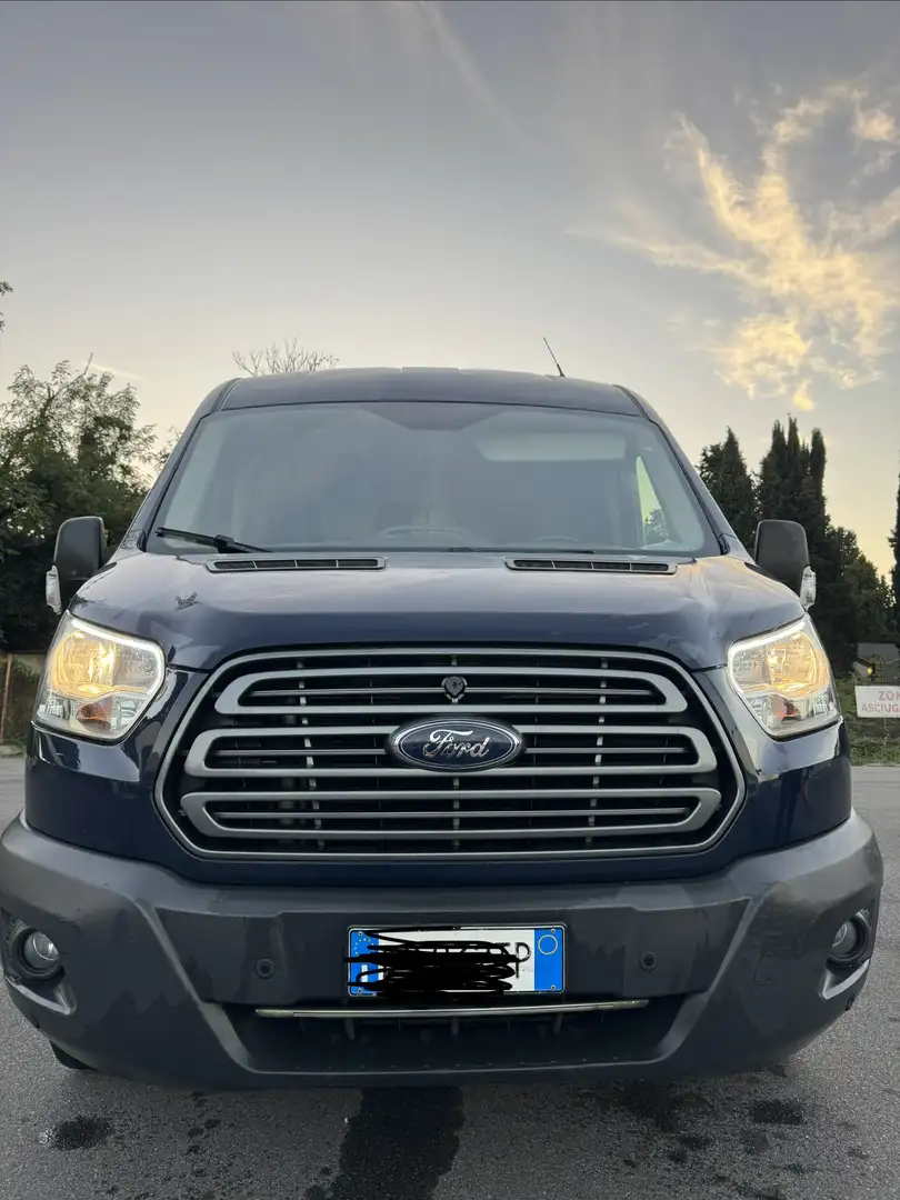 Ford Transit - 1
