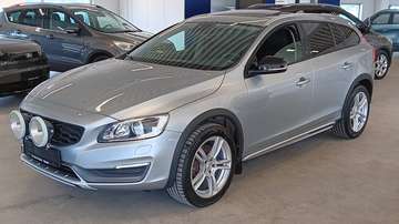 D4 Momentum AWD Aut.