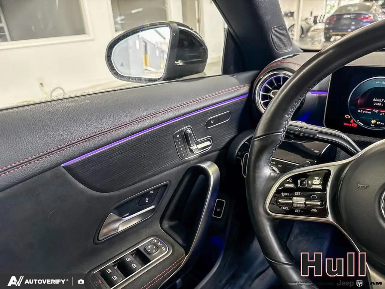 Mercedes-Benz CLA снимка Mercedes-Benz CLA