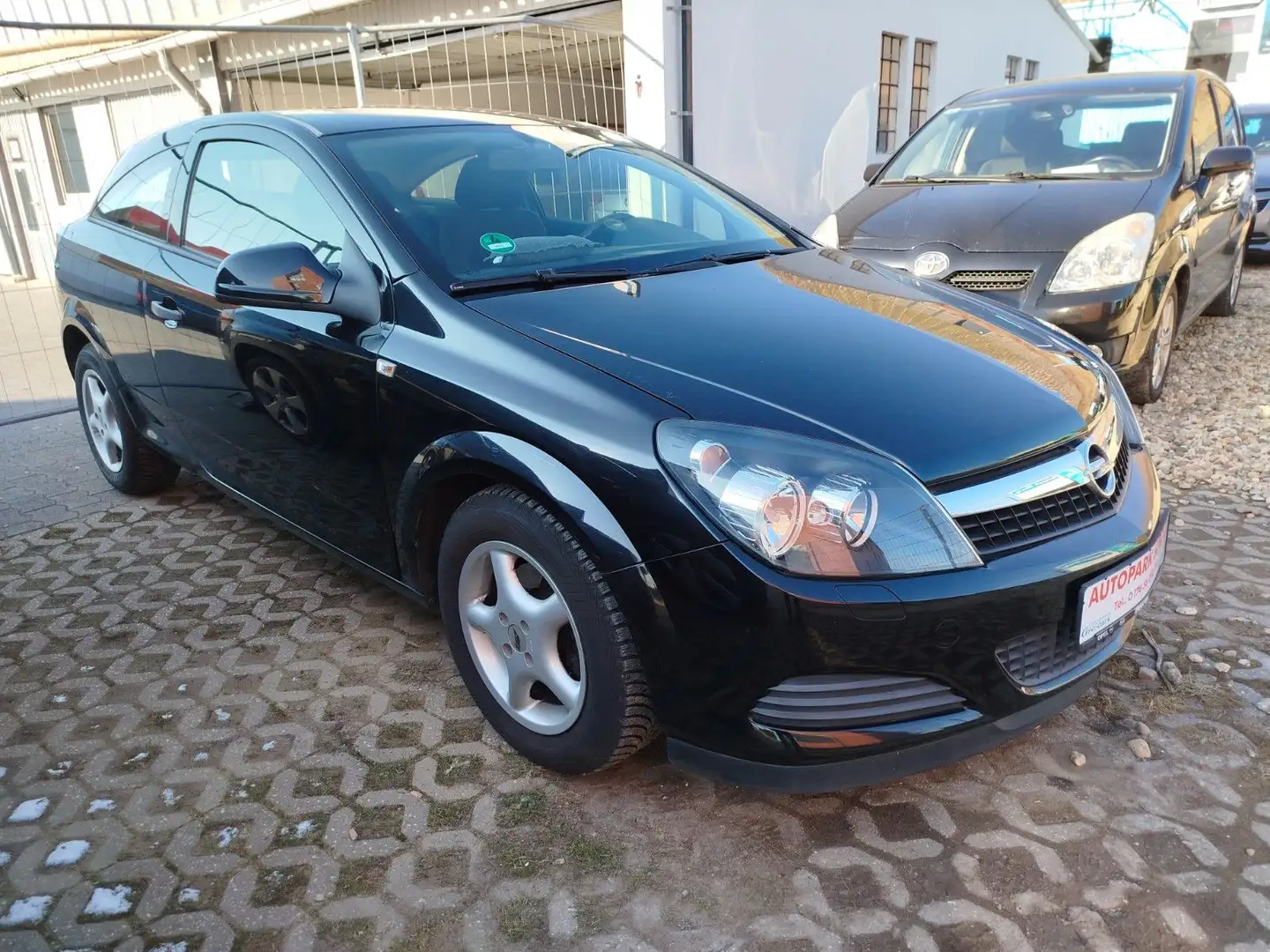Opel Astra H GTC Selection 1,4*Klima*Insp.*Garantie Nero - 1