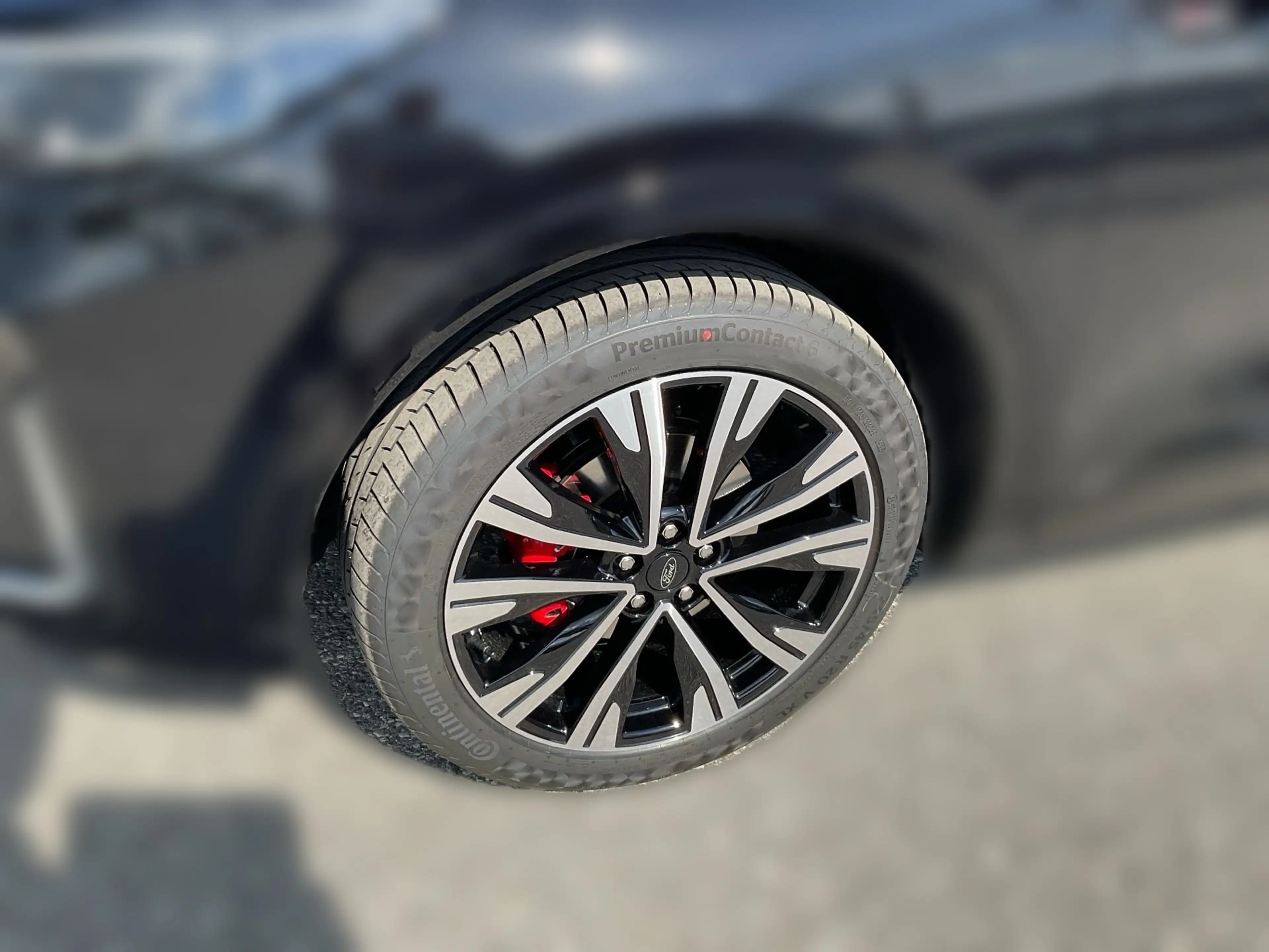 Ford Kuga AWD ST-Line X — photo 10