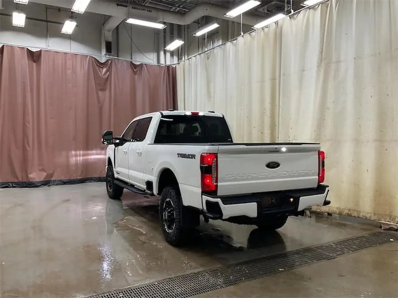 Ford F 350 снимка Ford F 350