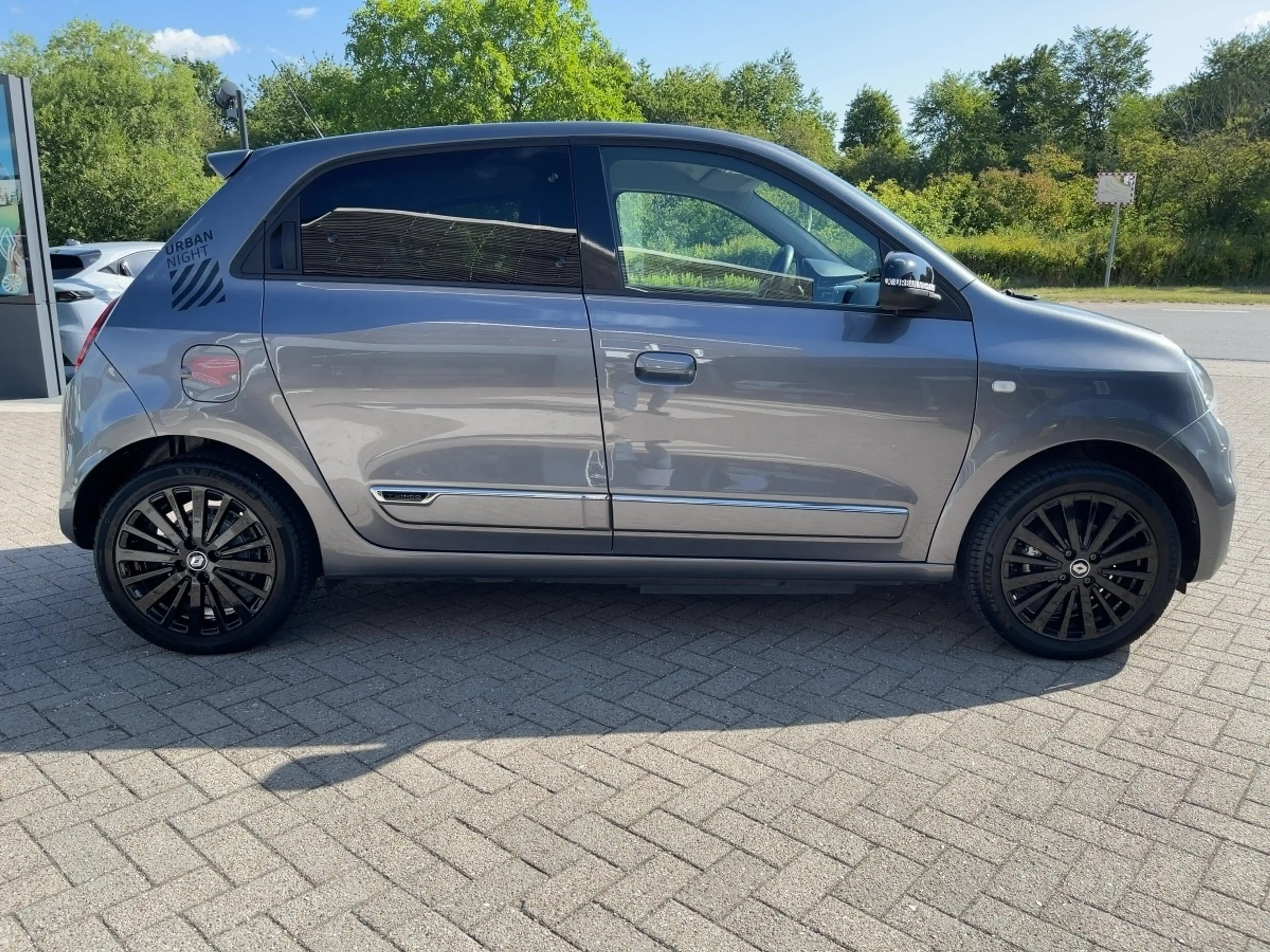 Renault Twingo Electric Urban Night — photo 5